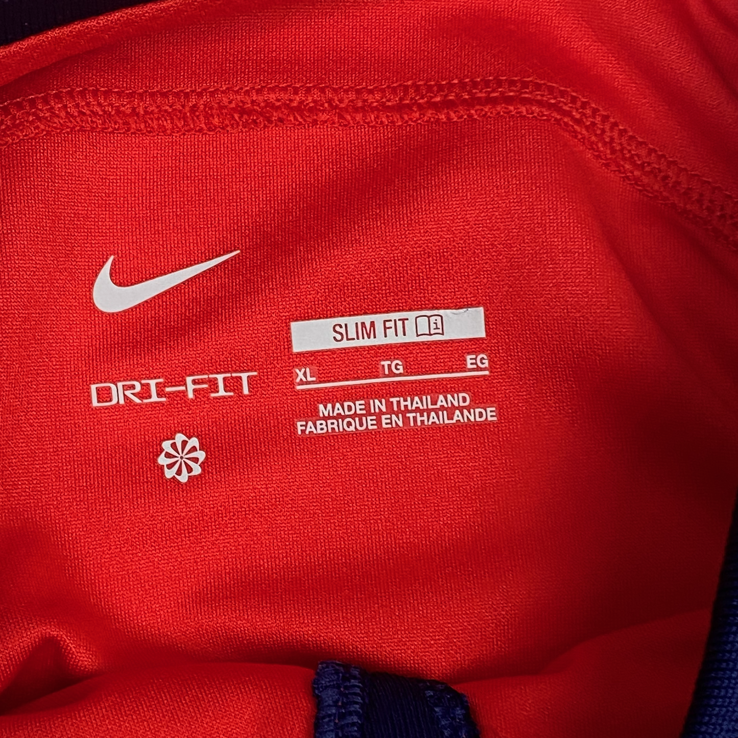 England Away Shirt (2022) | Women's Extra Large