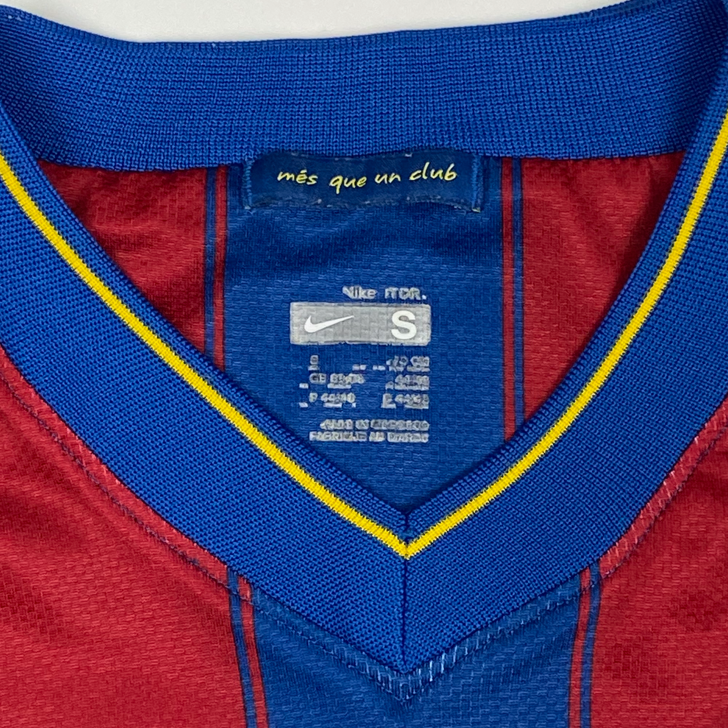 FC Barcelona Home Shirt (2009-10) - Puyol 5 | Small