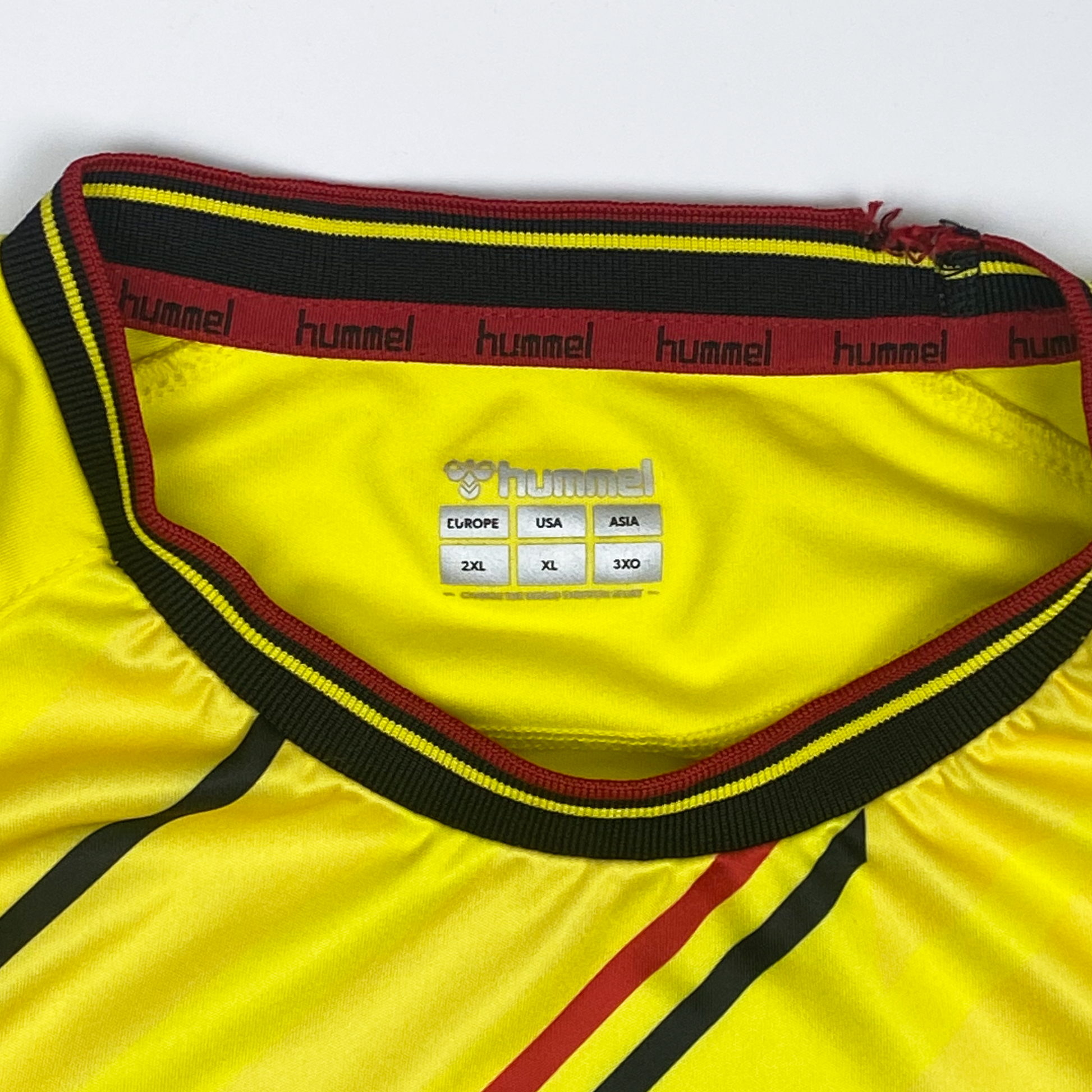 Millwall Away Shirt (2022-23) | XXL