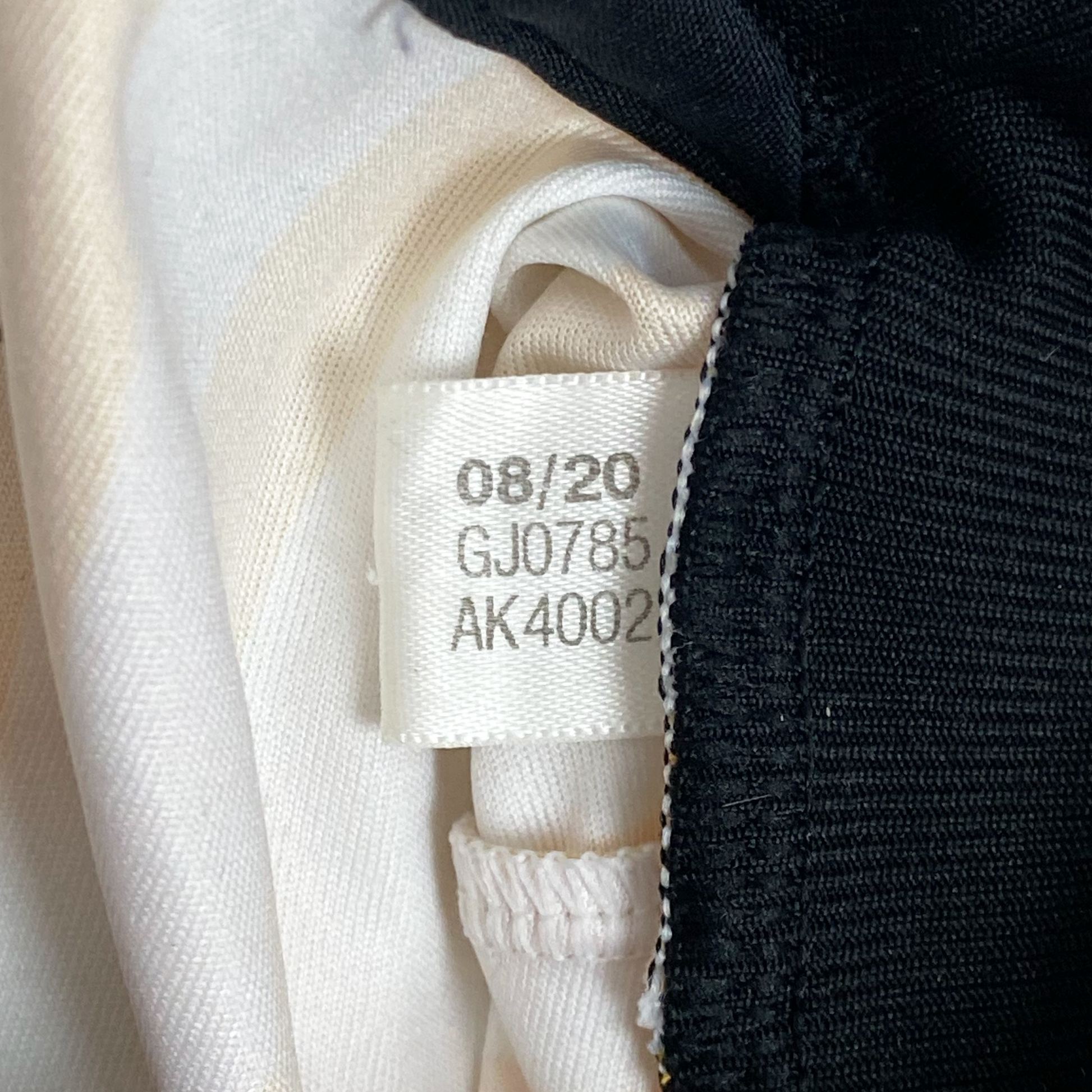 Orlando City Kick Childhood Cancer Pre-Match Shirt (2021) | Extra Small