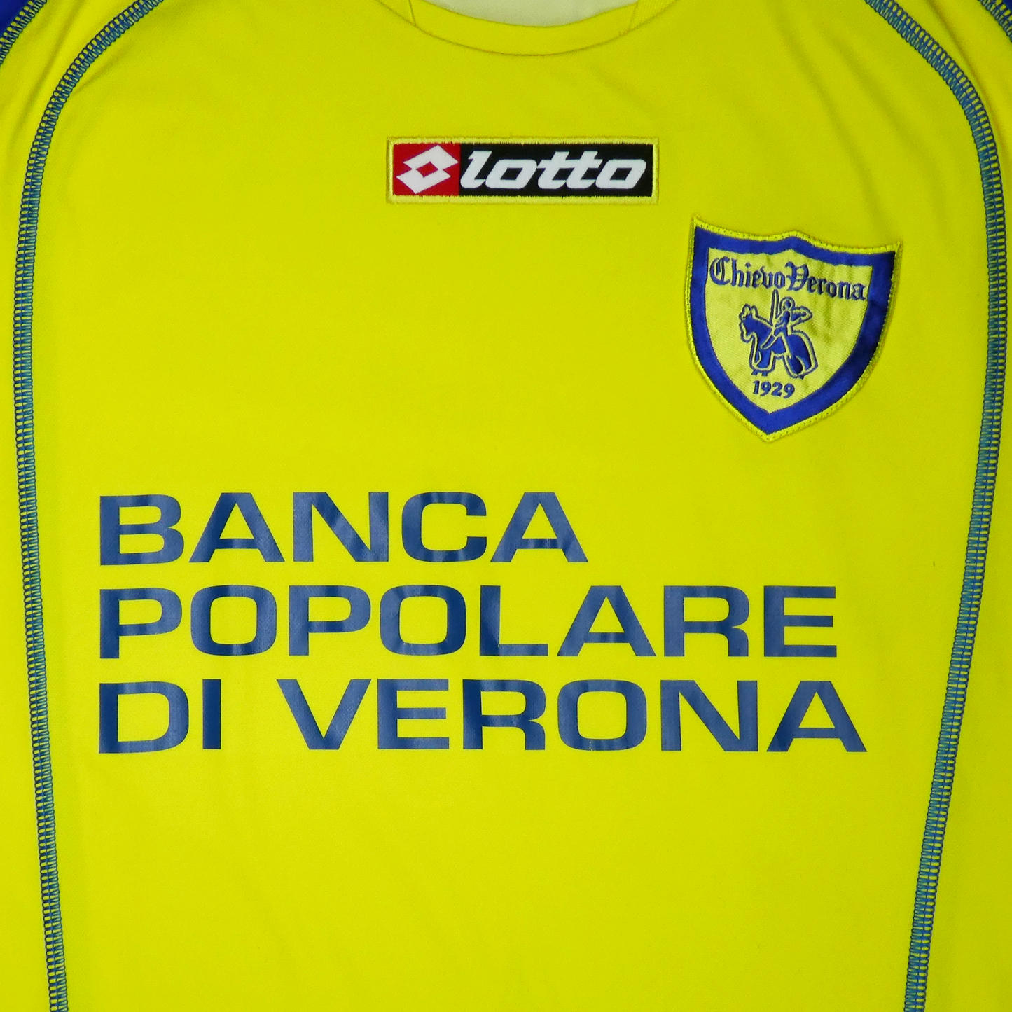 ChievoVerona Home Shirt (2005-06) | Medium