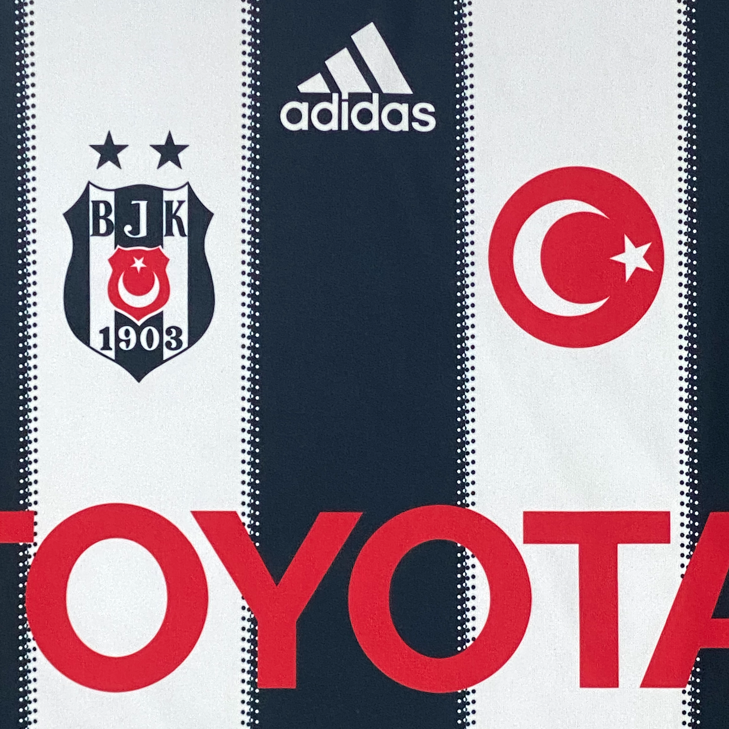 Besiktas Home Shirt (2011-12) | 11-12 Years