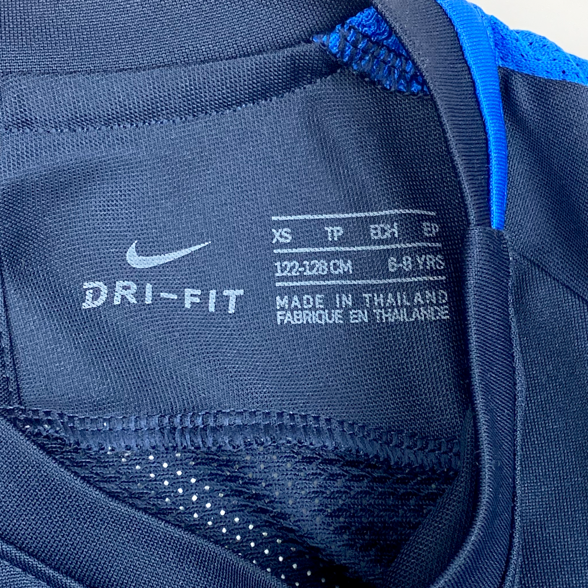 Brighton & Hove Albion Navy Training Shirt | 6-7 Years