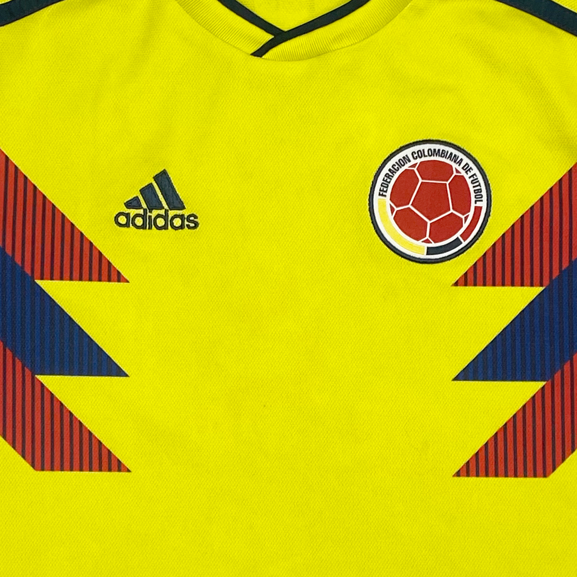 Colombia Home Shirt (2018) | 11-12 Years