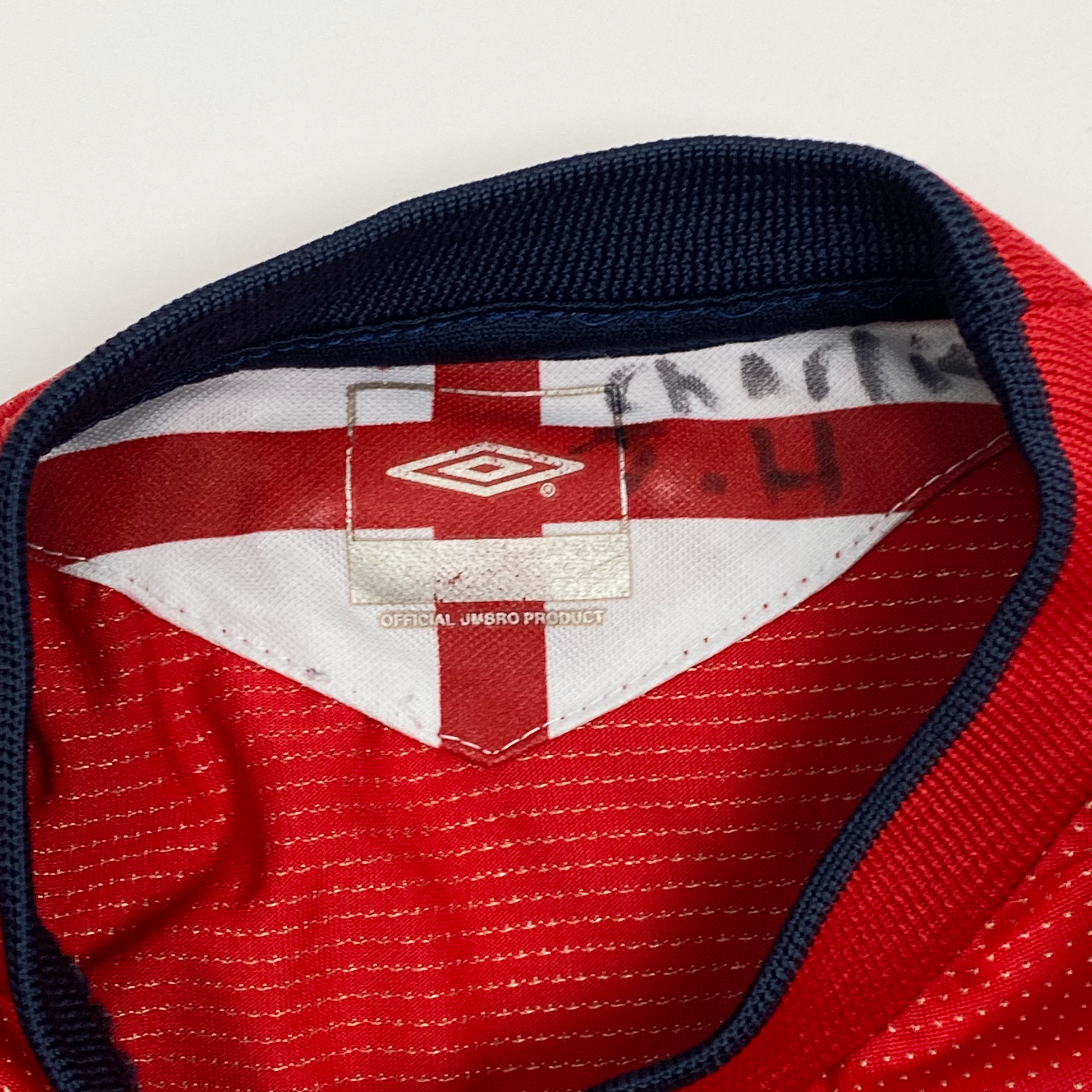 England Away Shirt (2004) | 6-7 Years