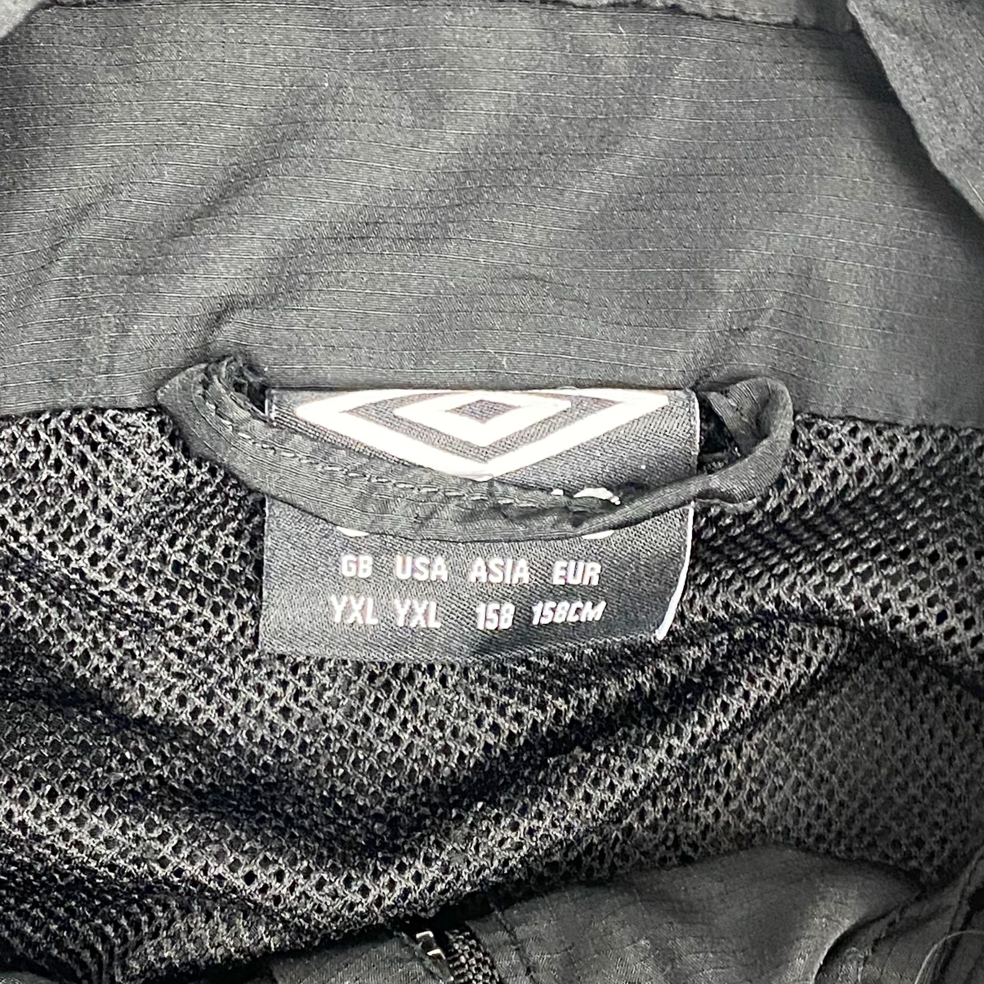 Cambridge United Hooded Training Jacket | 13-14 Years