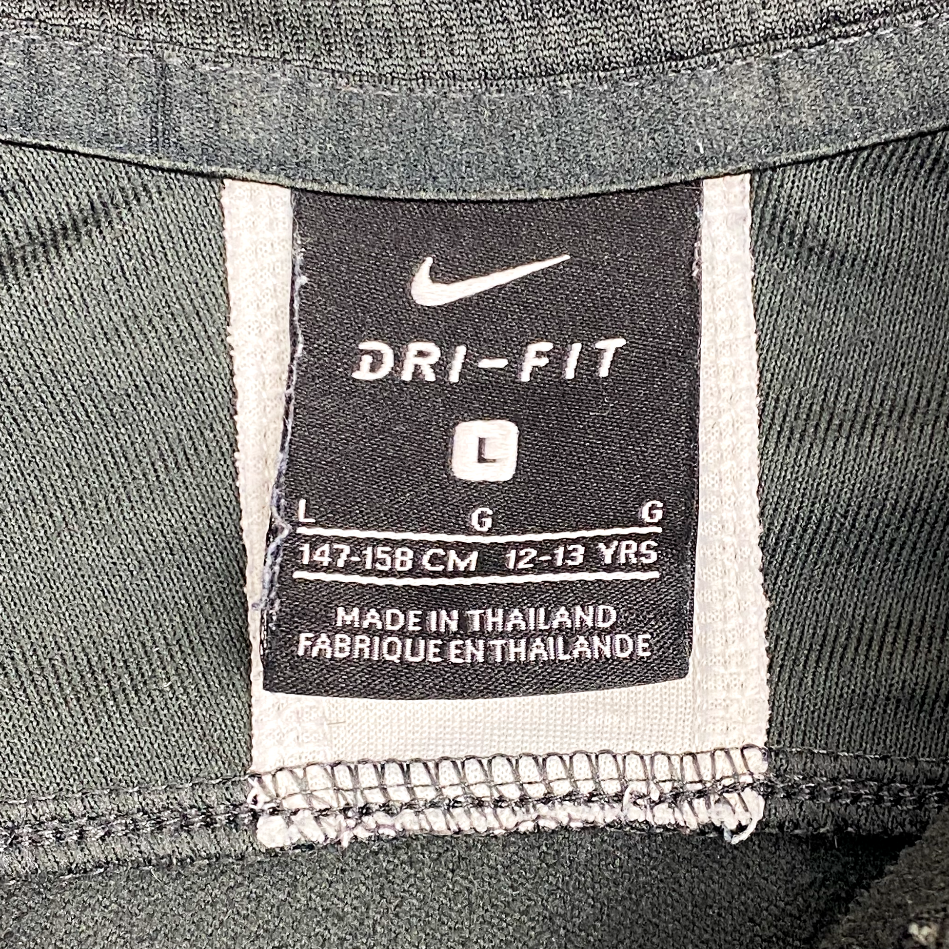 Brighton & Hove Albion Quarter-Zip Drill Top | 12-13 Years