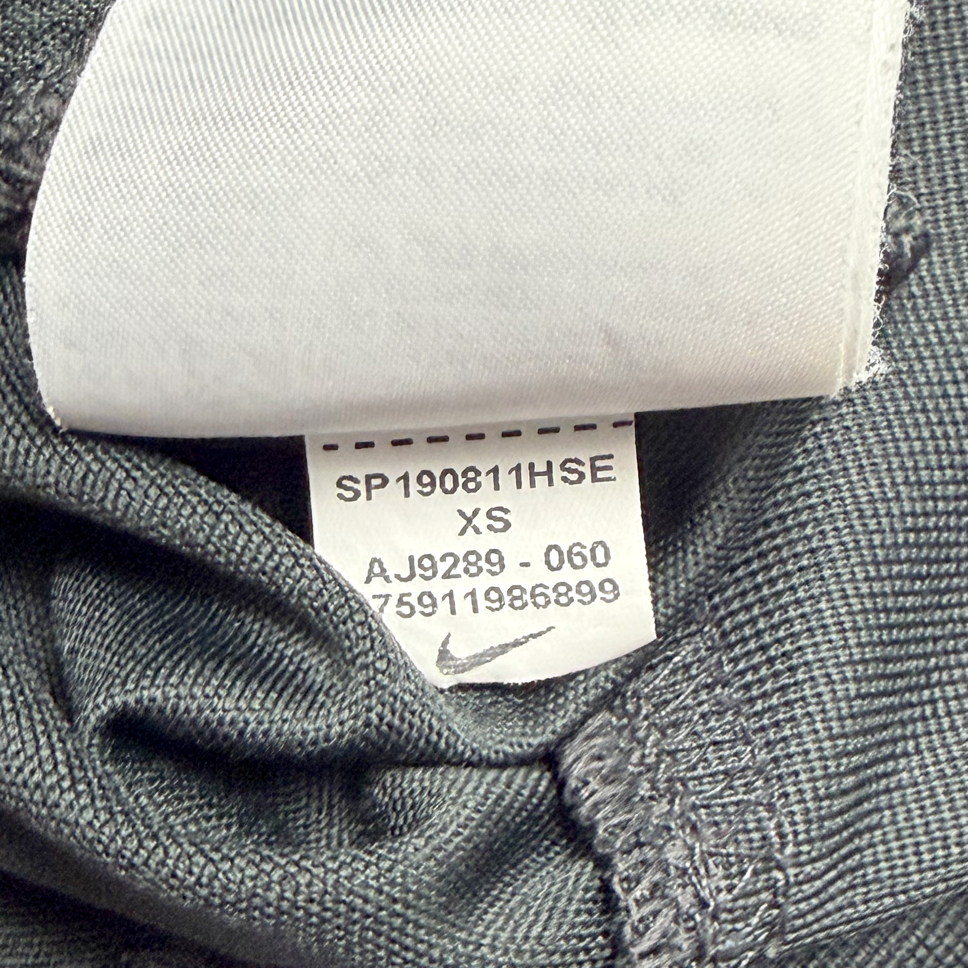 Brighton & Hove Albion Grey Full-Zip Training Top | 6-7 Years