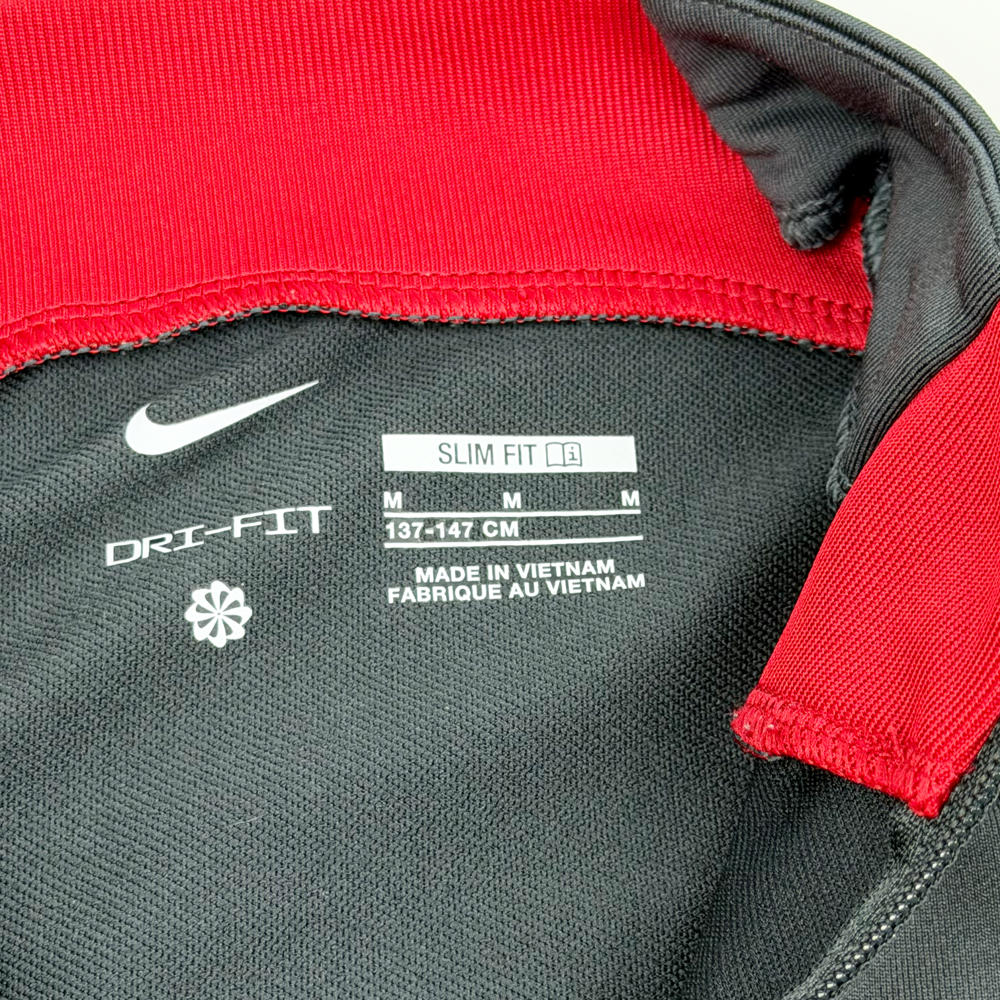 Liverpool Nike Strike Drill Top (2023-24) | 10-11 Years
