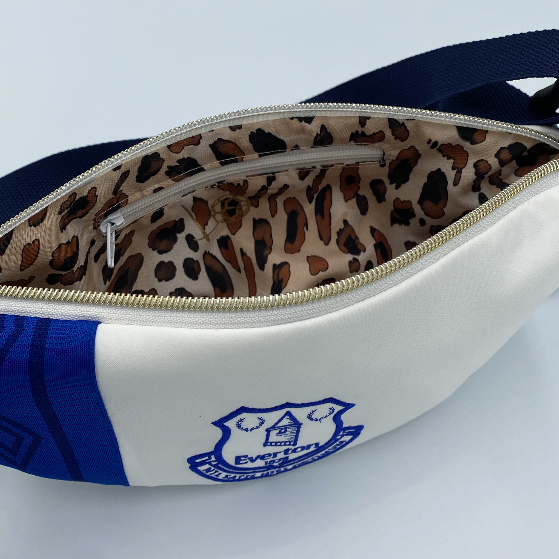 Everton Crossbody Bag