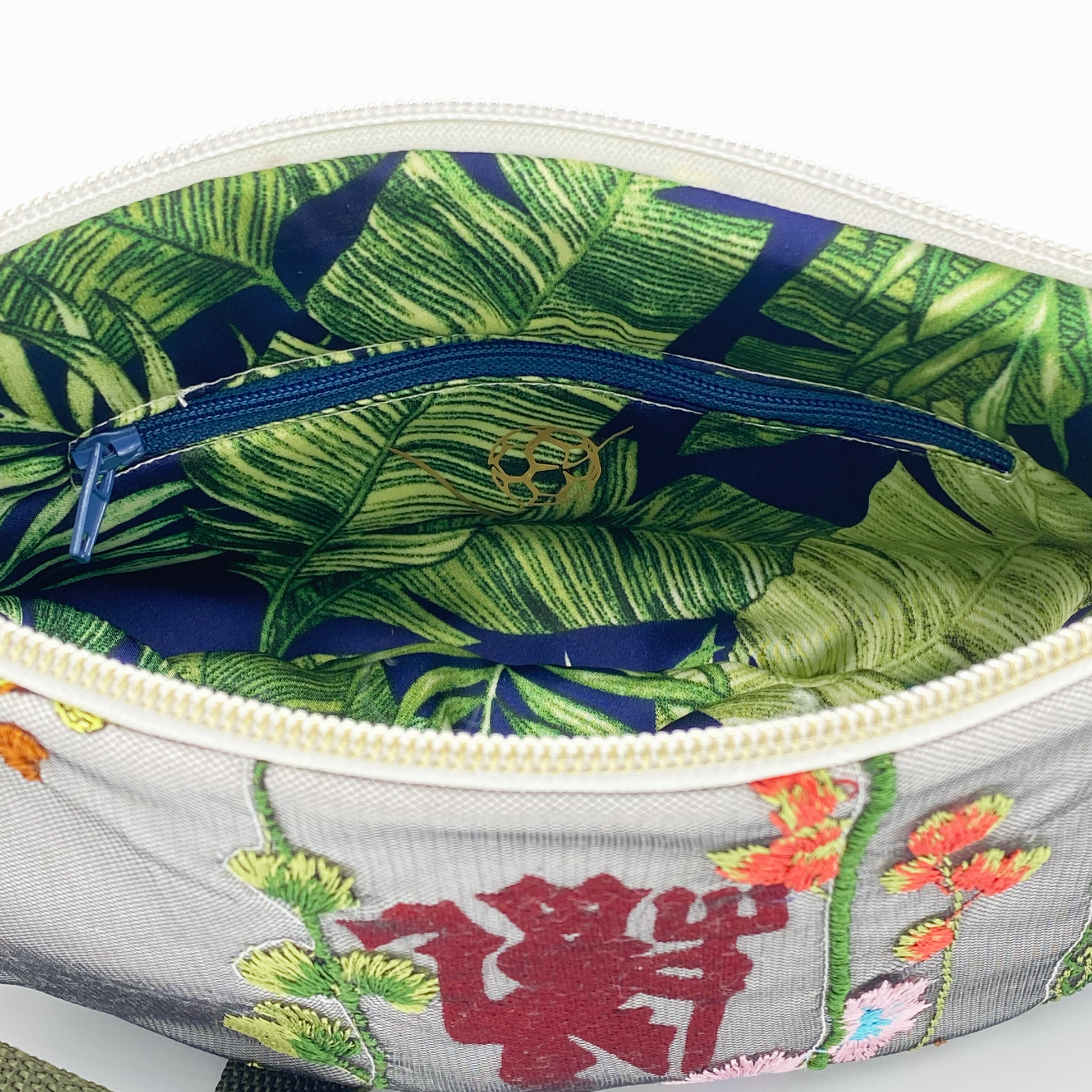 Manchester United Embroidered Crossbody Bag