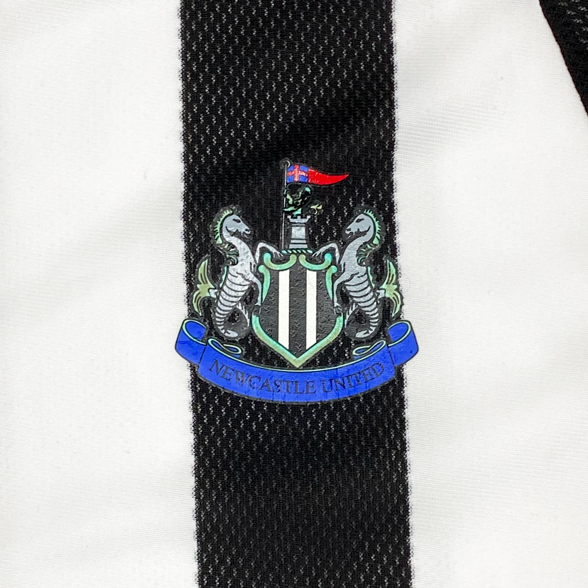 Newcastle United Home Shirt (2003-04) - Hugo Viana Match Worn | Large