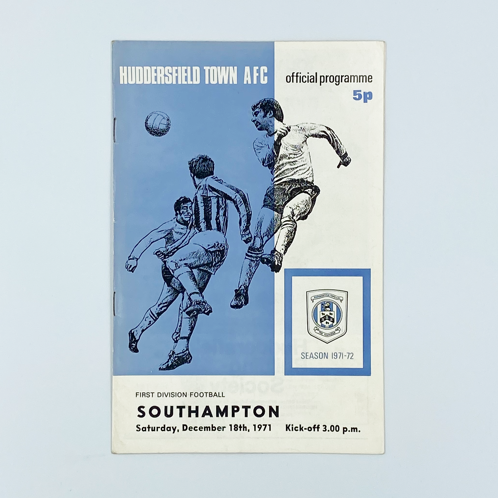 Huddersfield Town vs Southampton Programme (18 December, 1971)