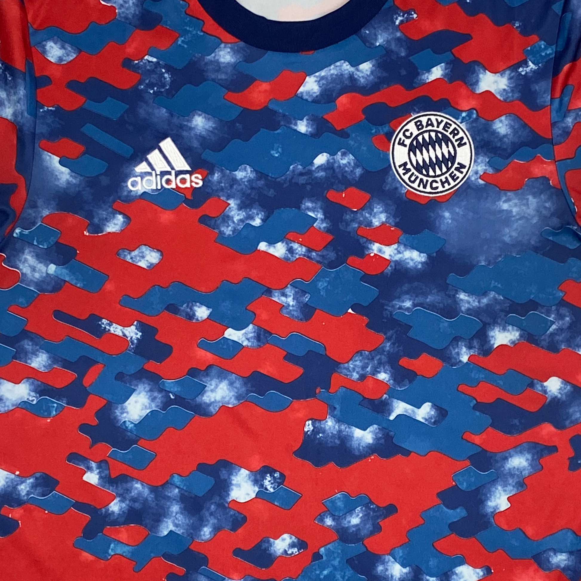 Bayern Munich Pre-Match Shirt (2021-22) | Small