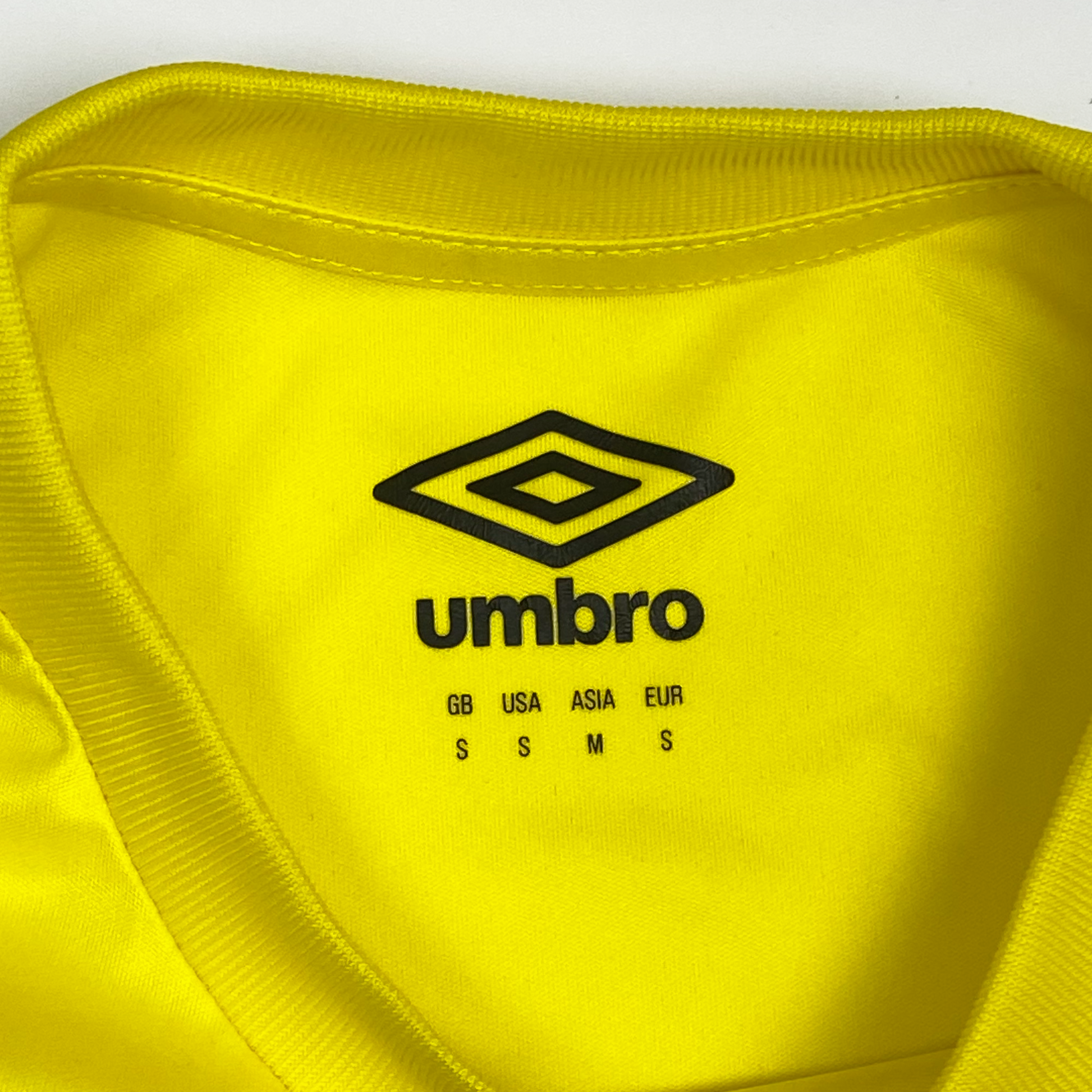 Brentford Away Goalkeeper Shirt (2024-25) | Small
