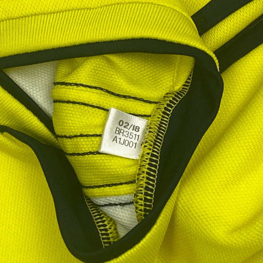 Colombia Home Shirt (2018) | Medium