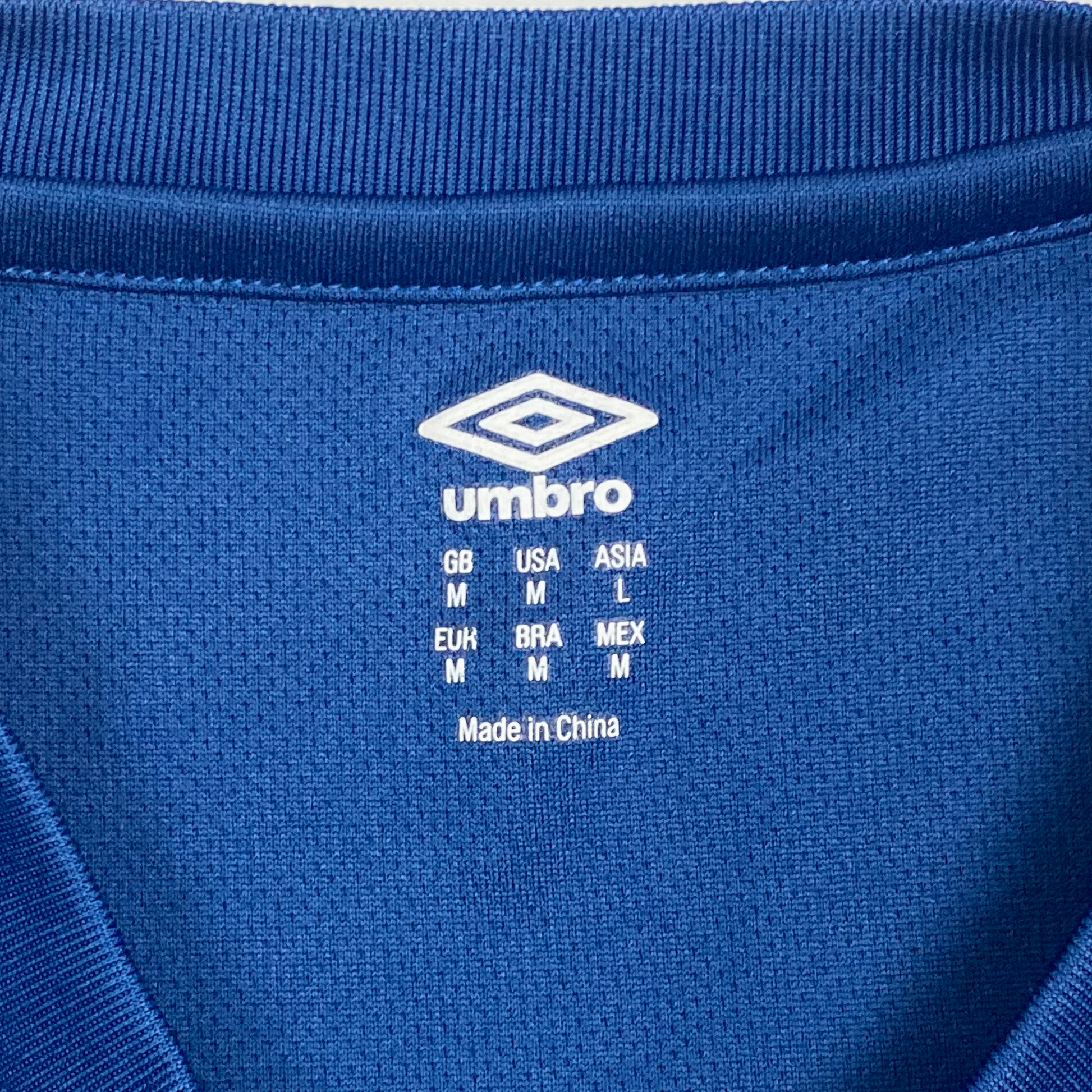 Eastbourne Borough Training Shirt (2022-23) | Medium