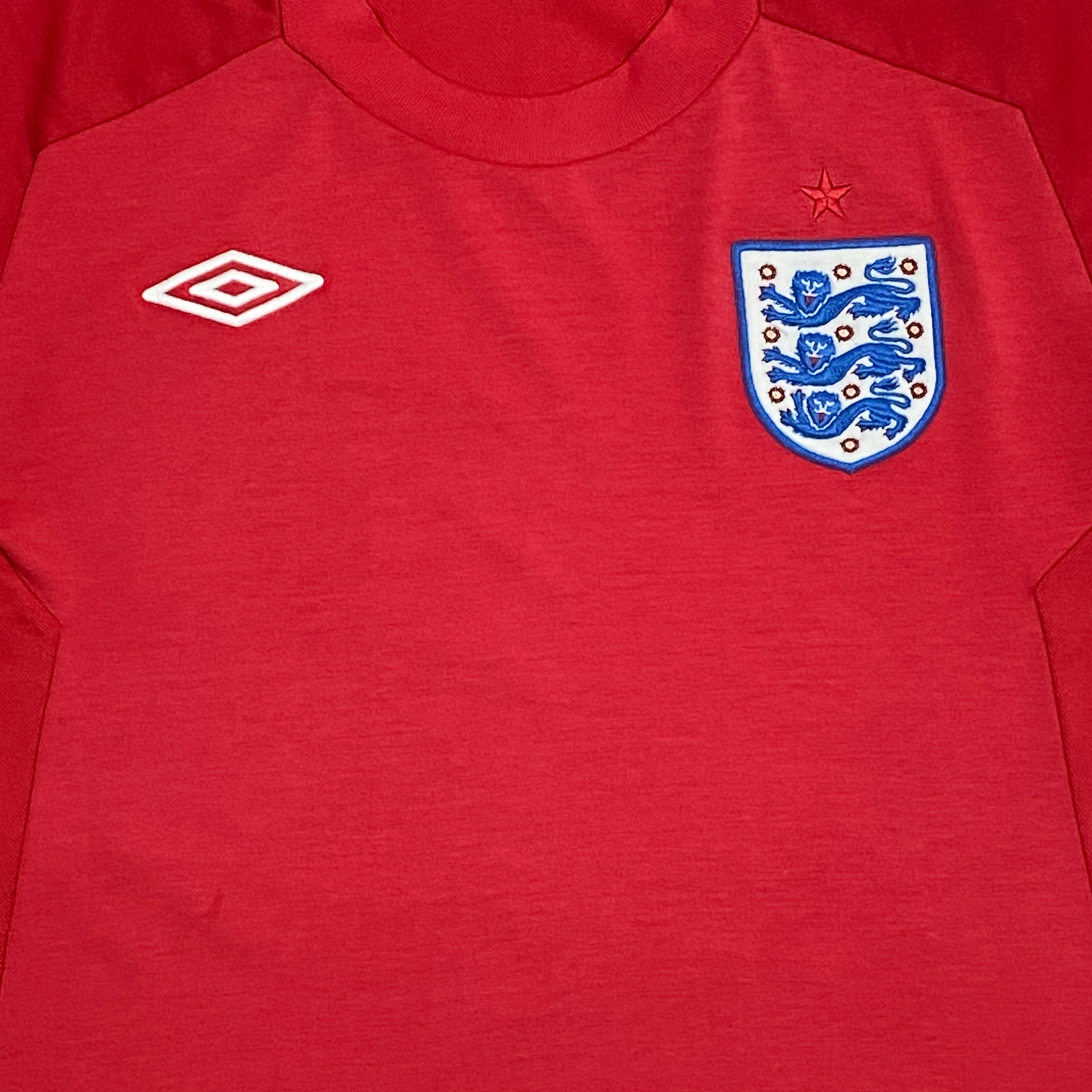 England Away Shirt (2010) | Medium