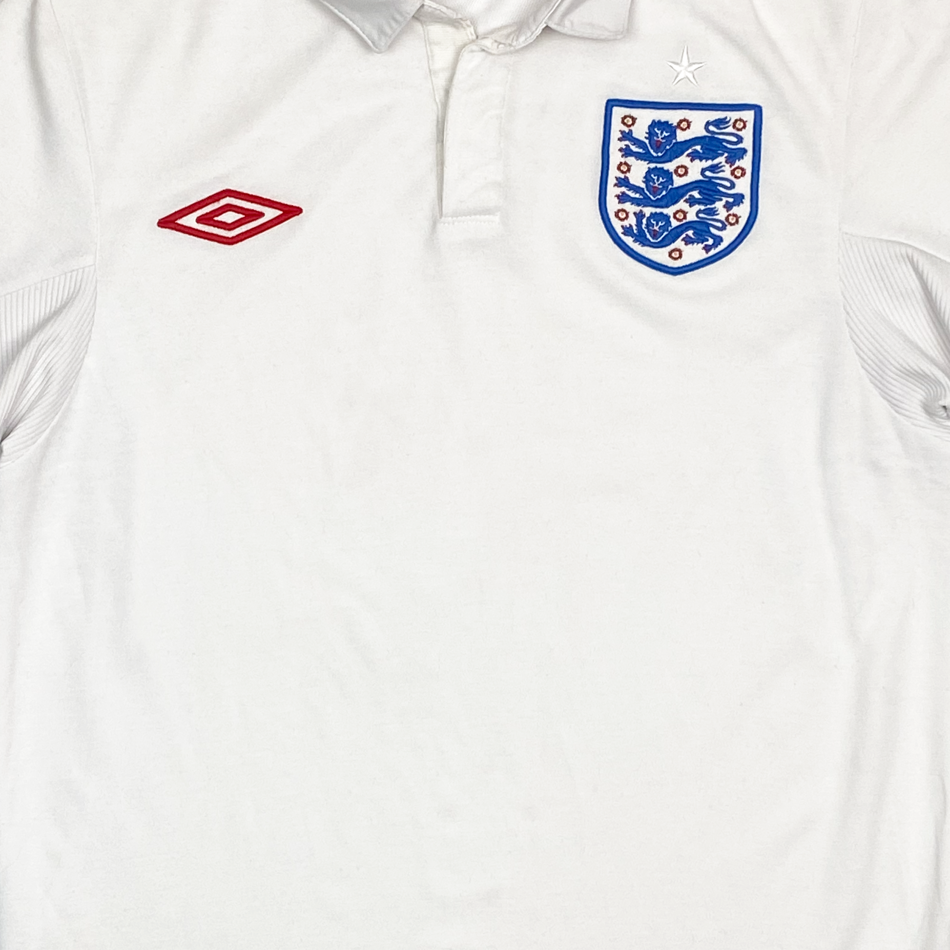 England Home Shirt (2010) | Small