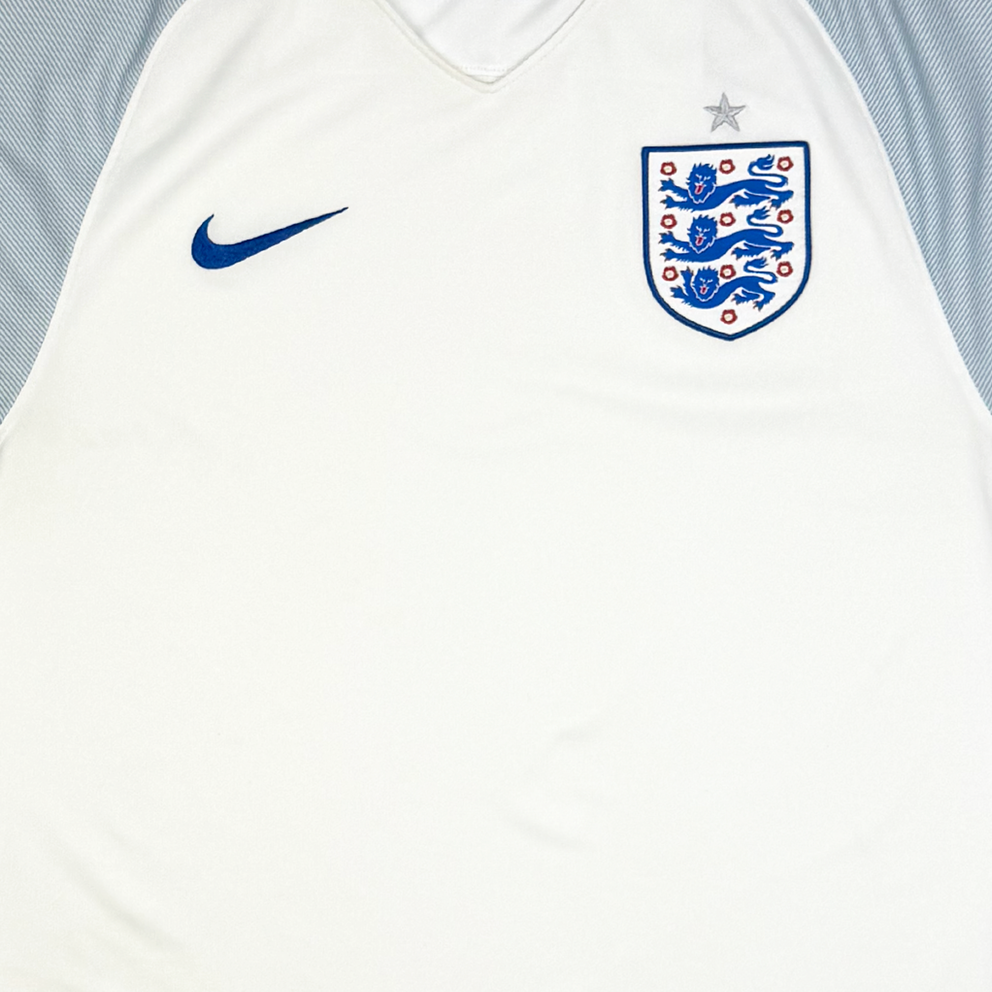 England Home Shirt (2016) | Medium