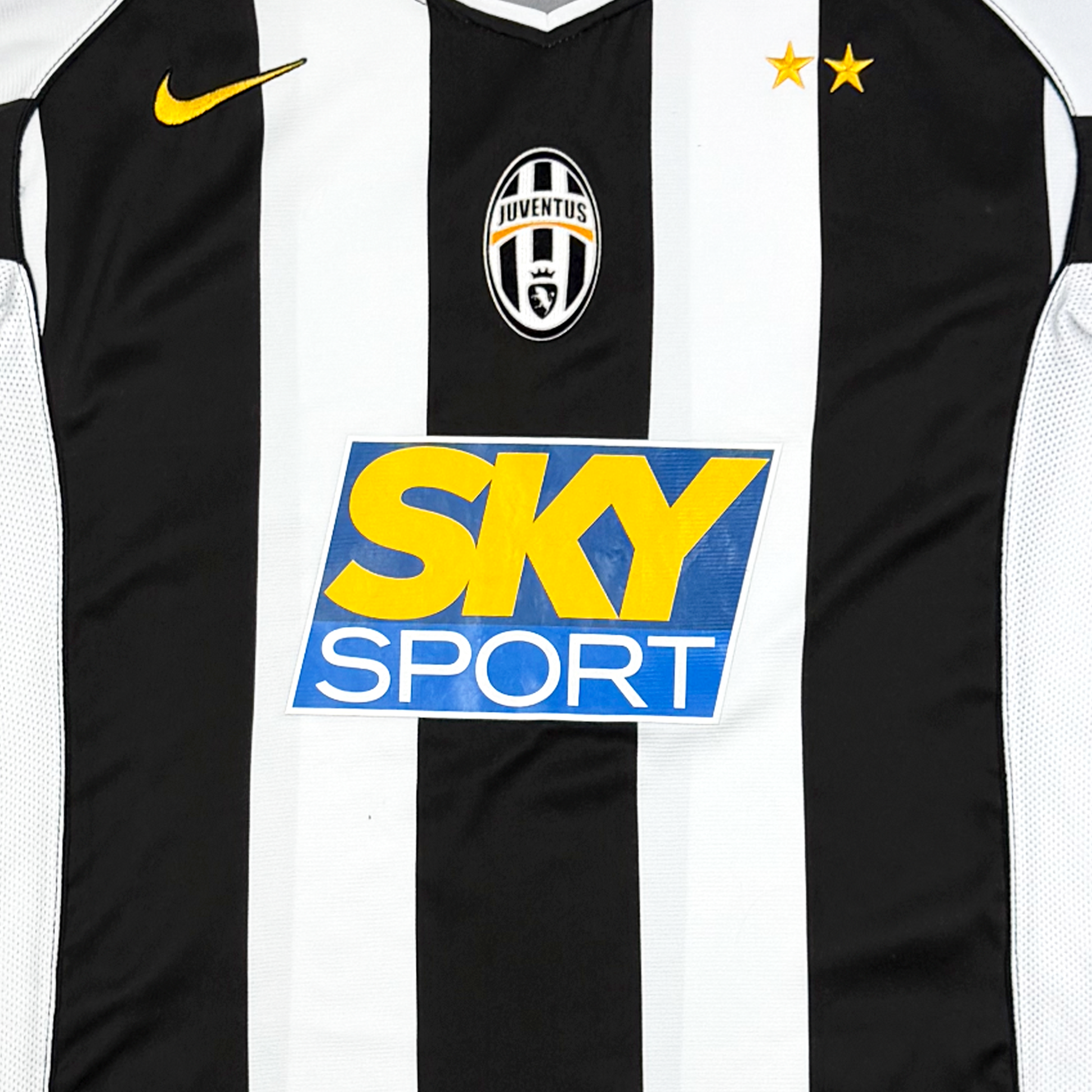 Juventus Home Shirt (2004-05) | Large