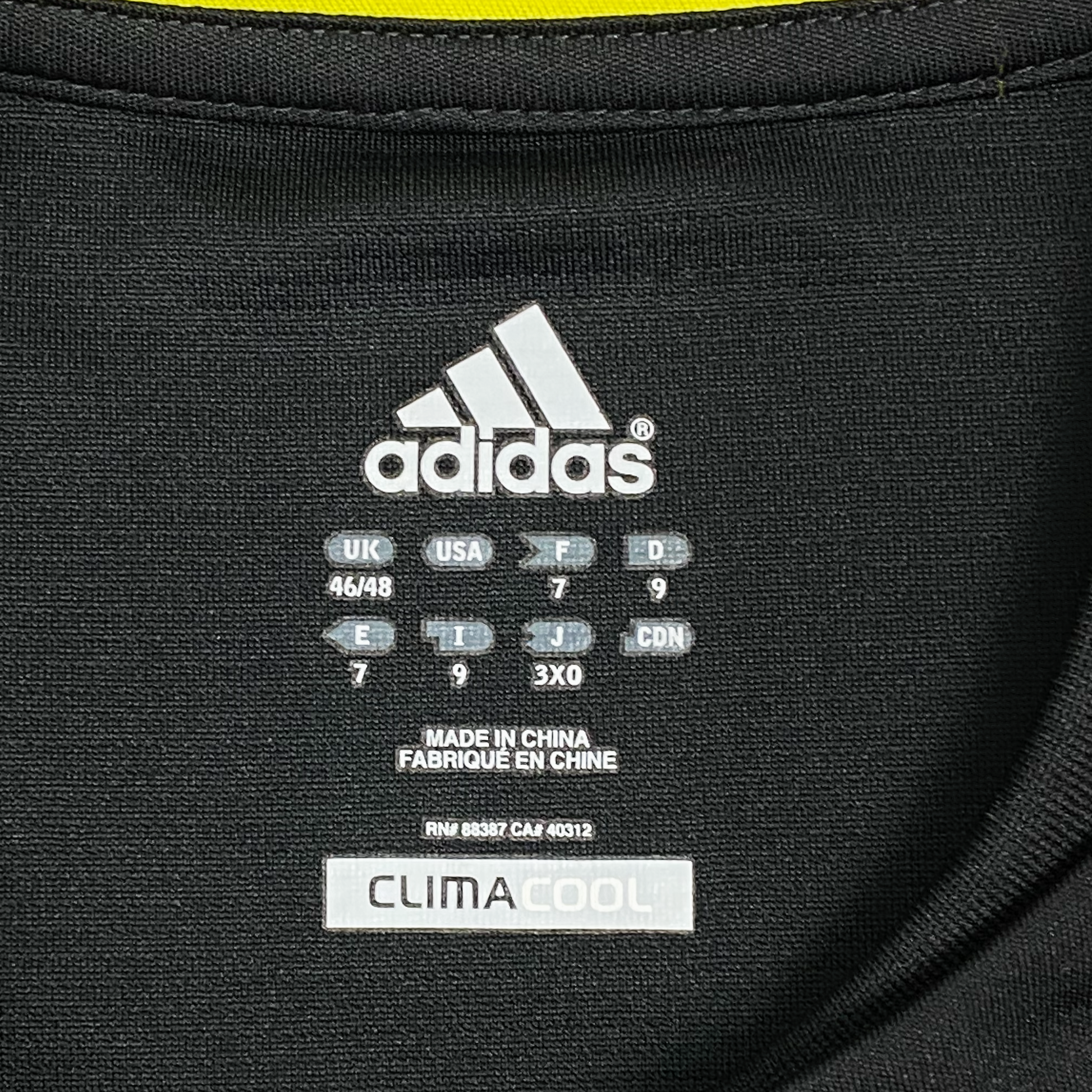 Liverpool Training Shirt (2010-11) | Extra Large