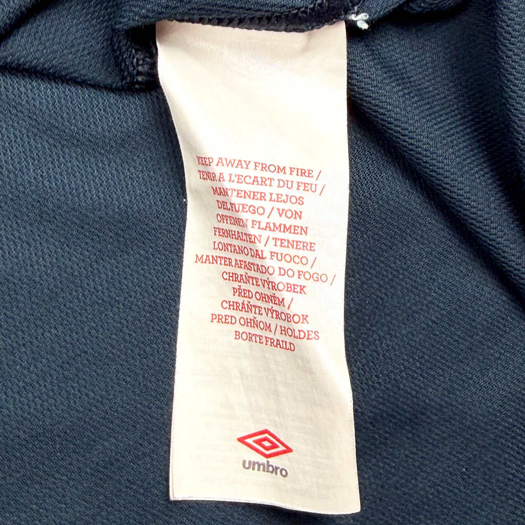 Manchester City Away Shirt (2010-11) - Tevez 32 | Extra Small