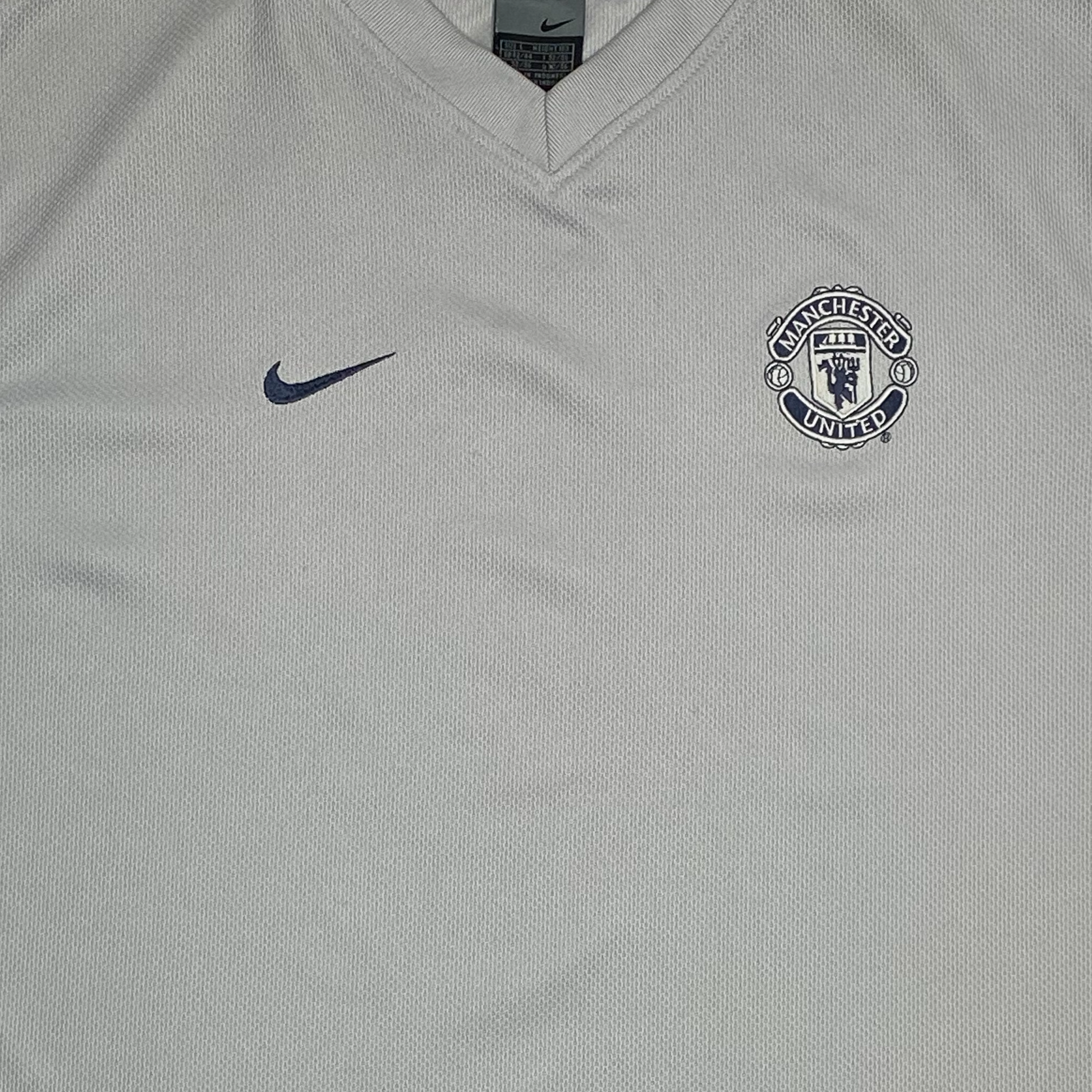 Manchester United Training Shirt (2003-04) | Large