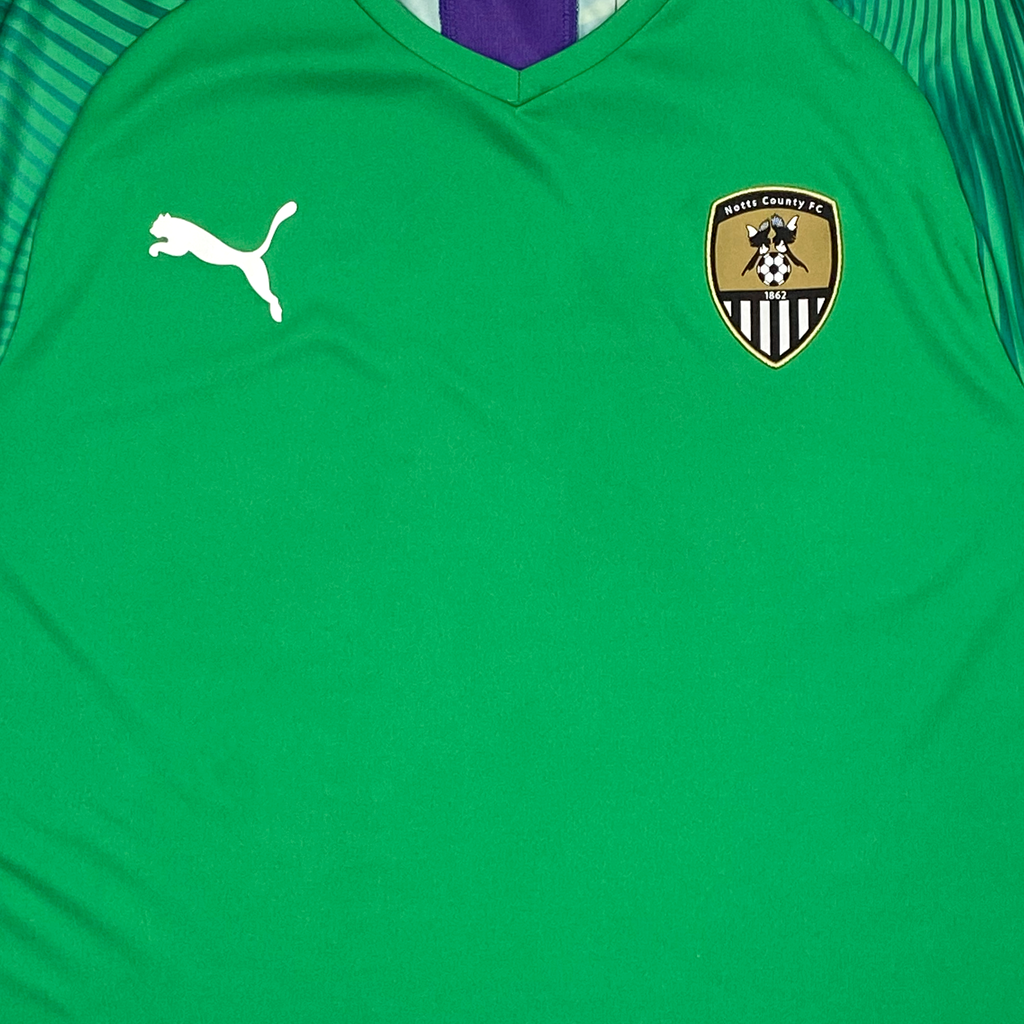 Notts County Goalkeeper Home Shirt (2019-20) | Large