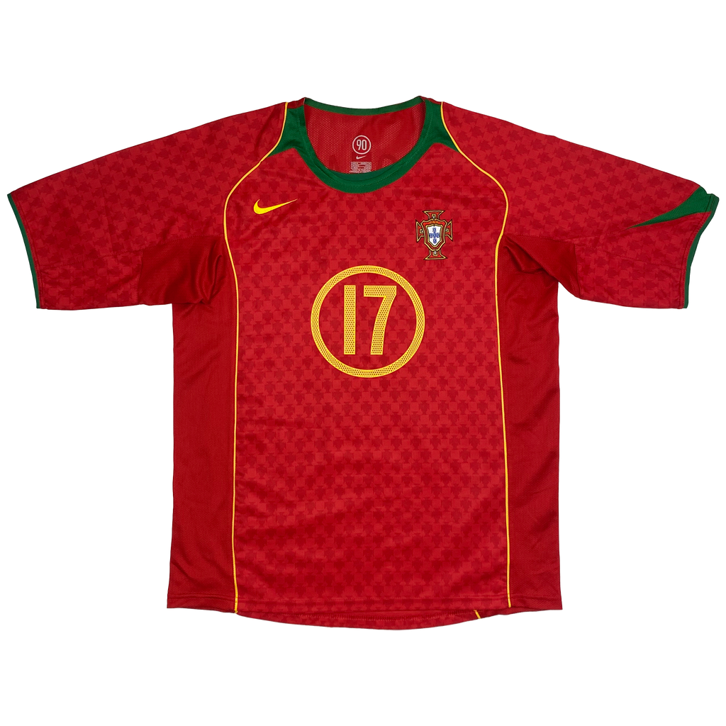 Portugal Home Shirt (2004) - Ronaldo 17 | Medium