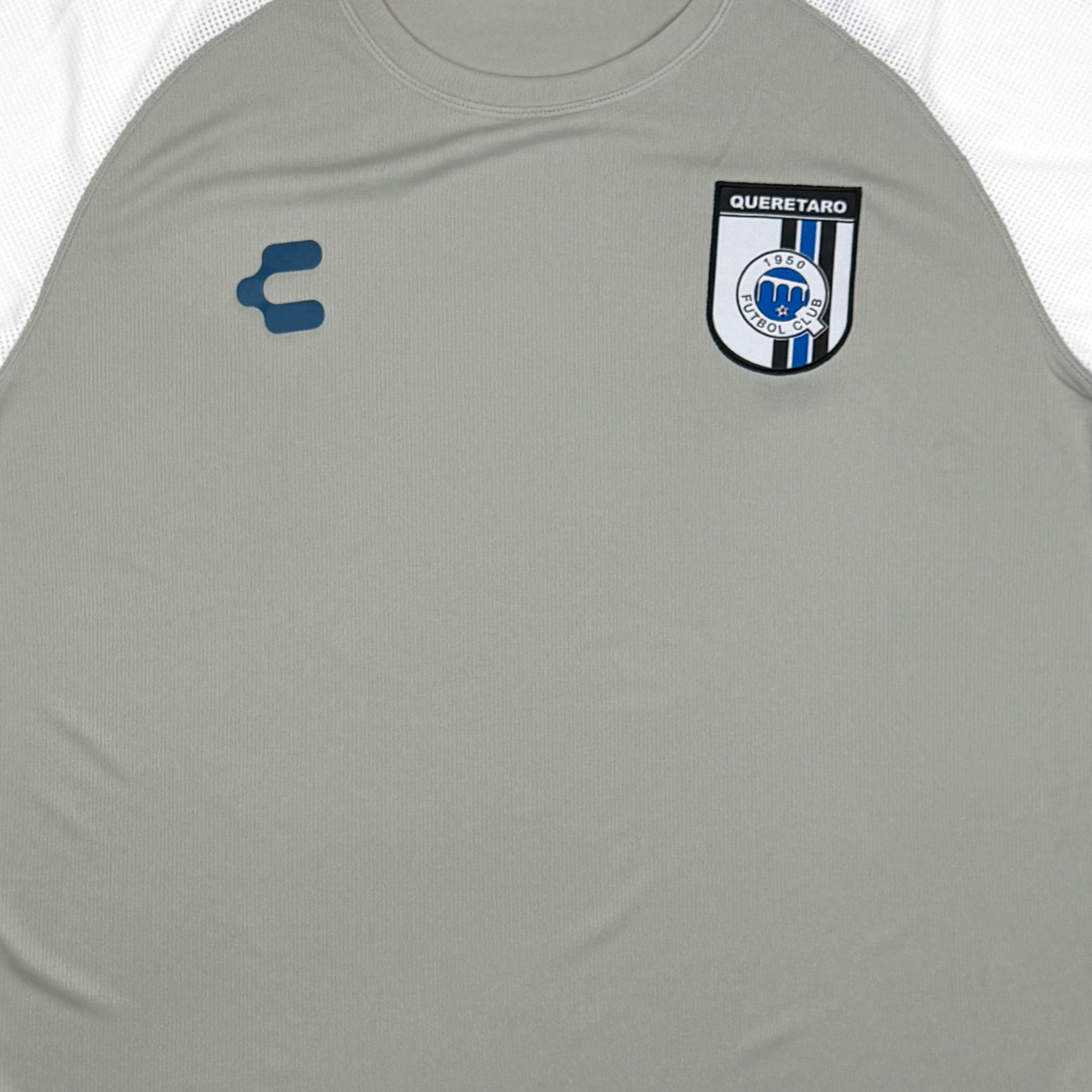 Querétaro Training Shirt (2021-22) | Extra Large
