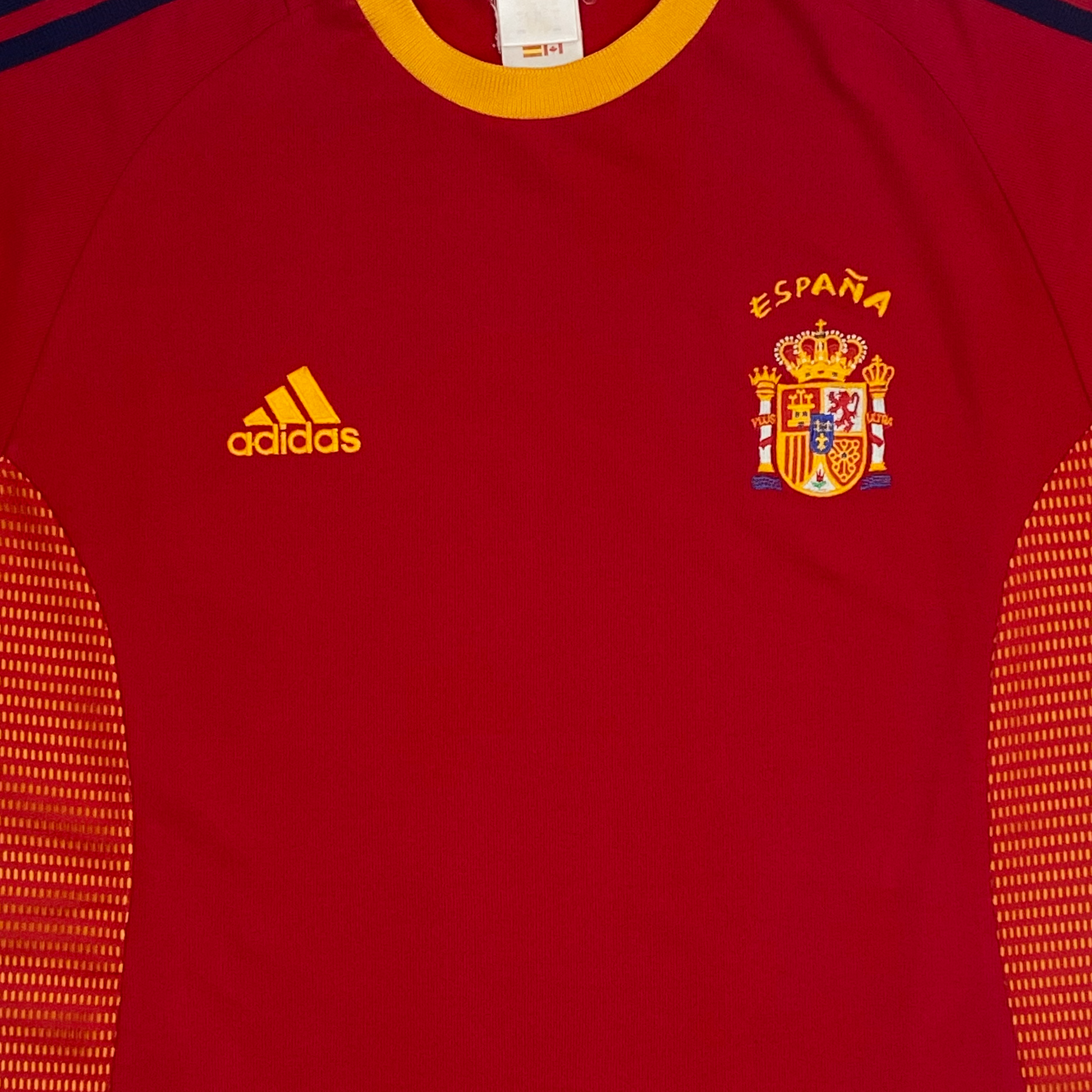 Spain Home Shirt (2002) | Medium