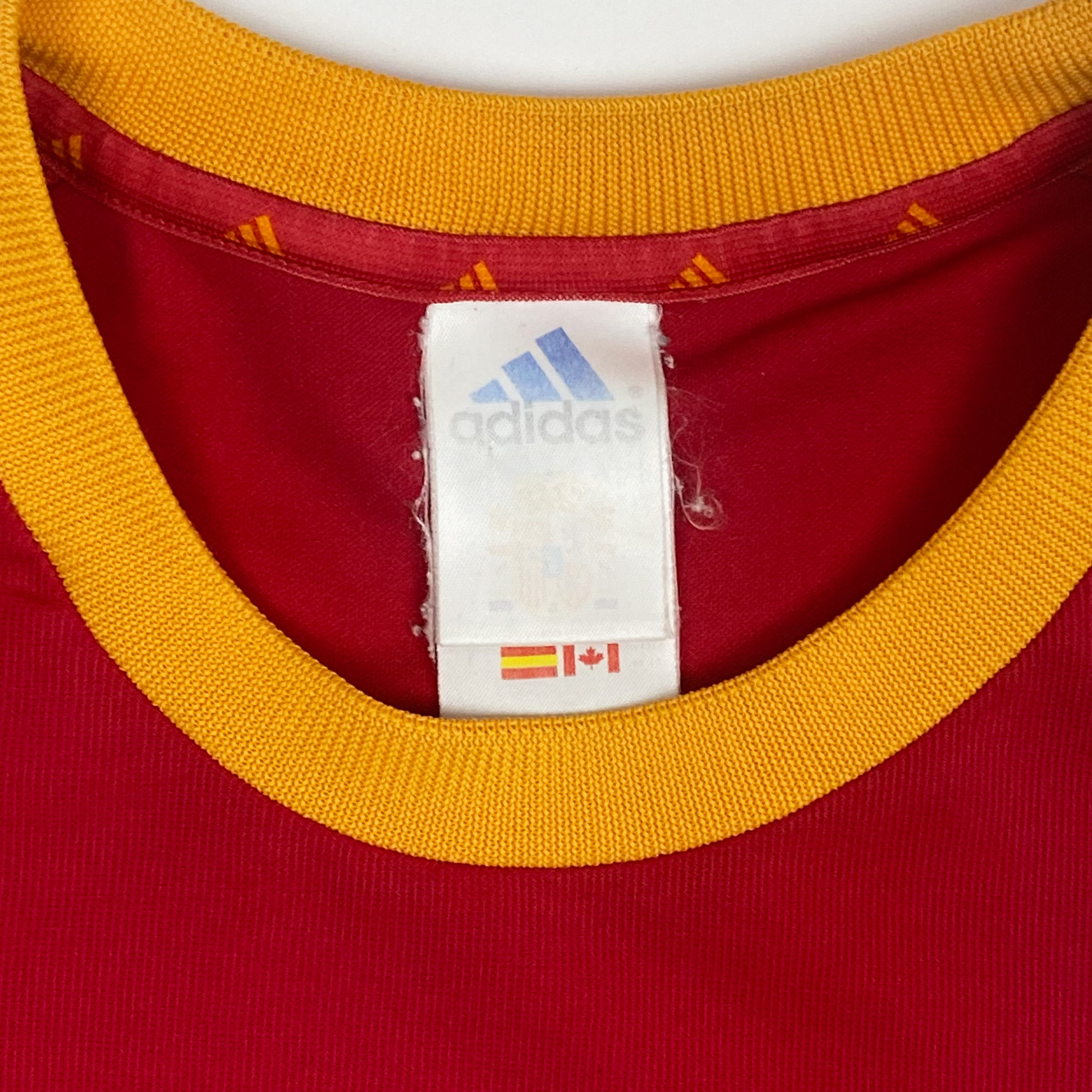 Spain Home Shirt (2002) | Medium