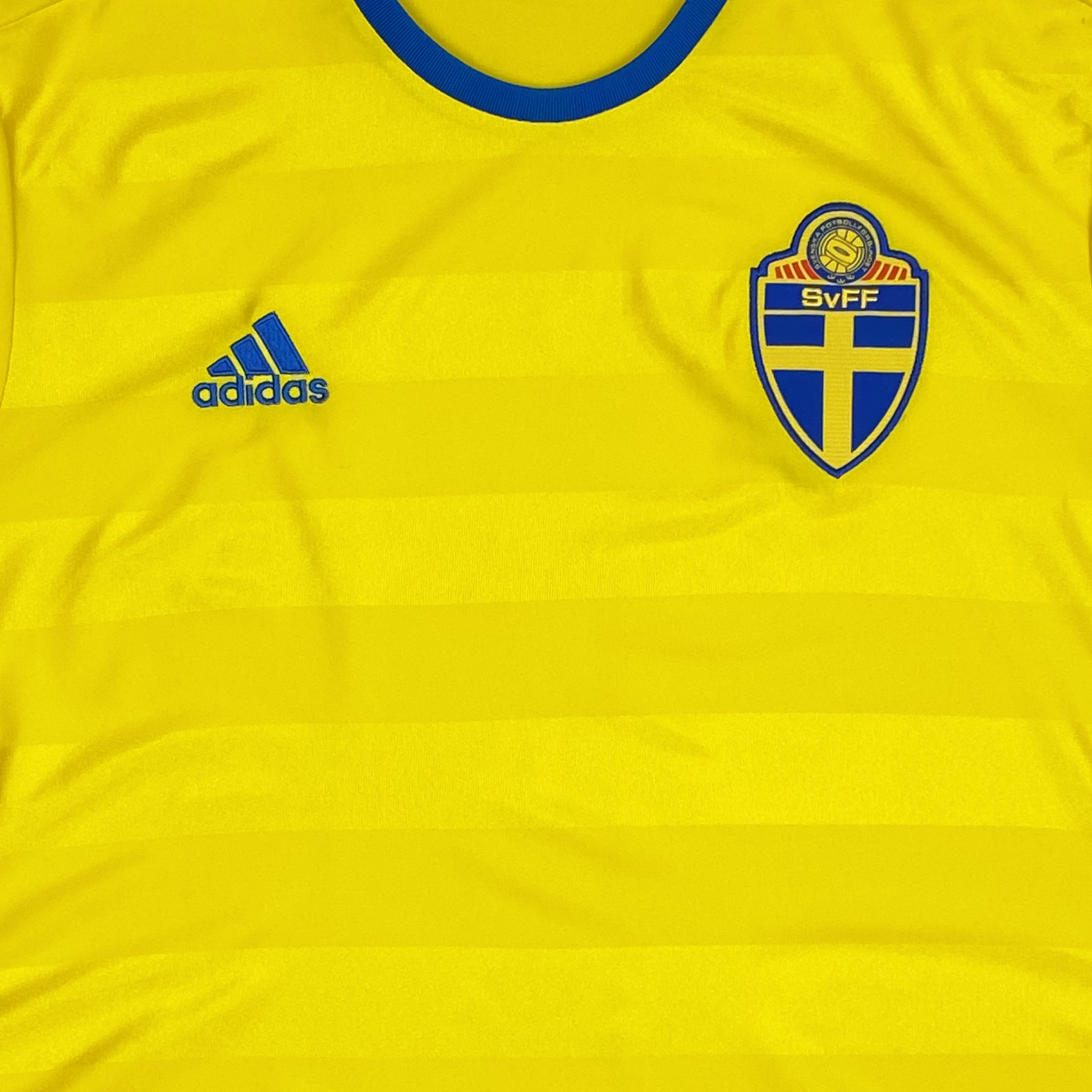 Sweden Home Shirt (2016) | Extra Large