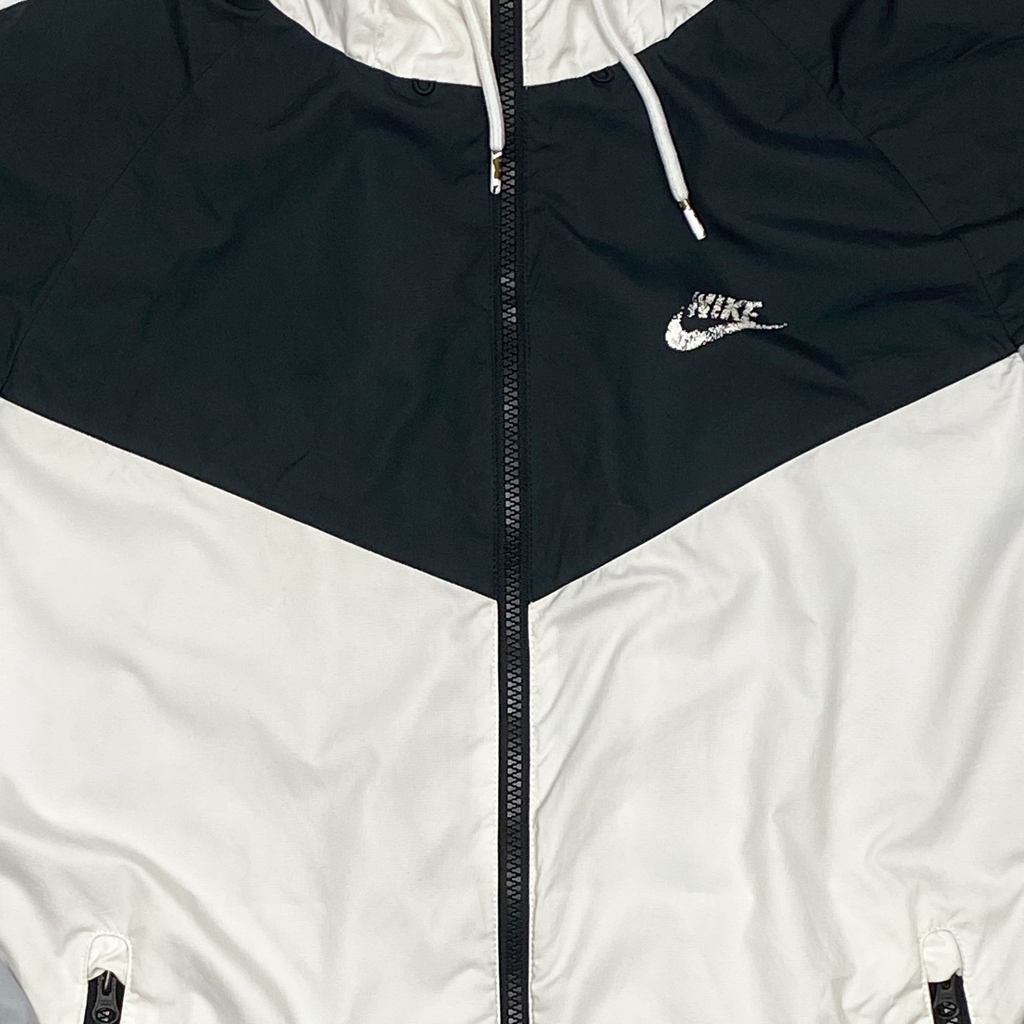 Lightweight Nike Jacket | Medium
