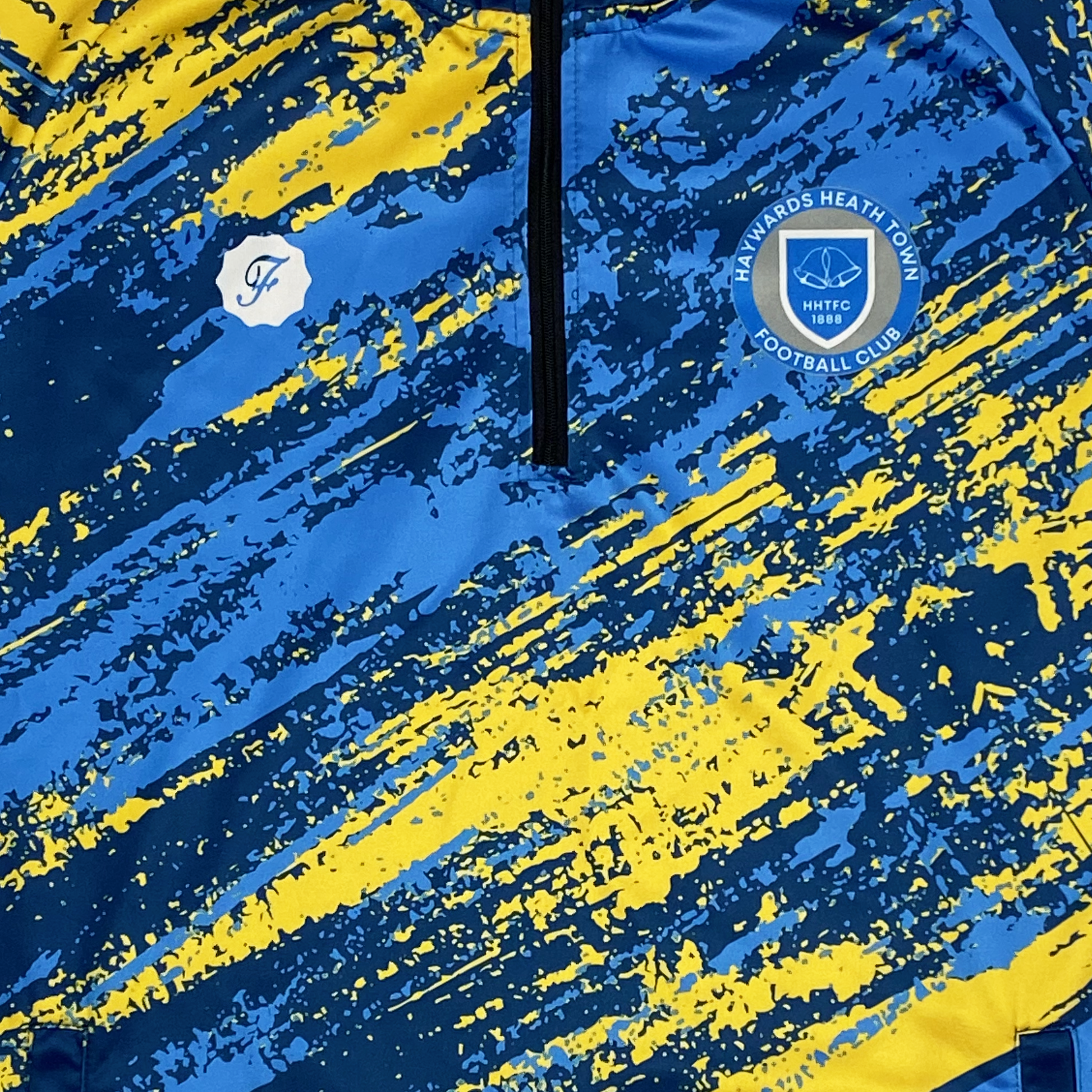 Haywards Heath Town Drill Top | Large