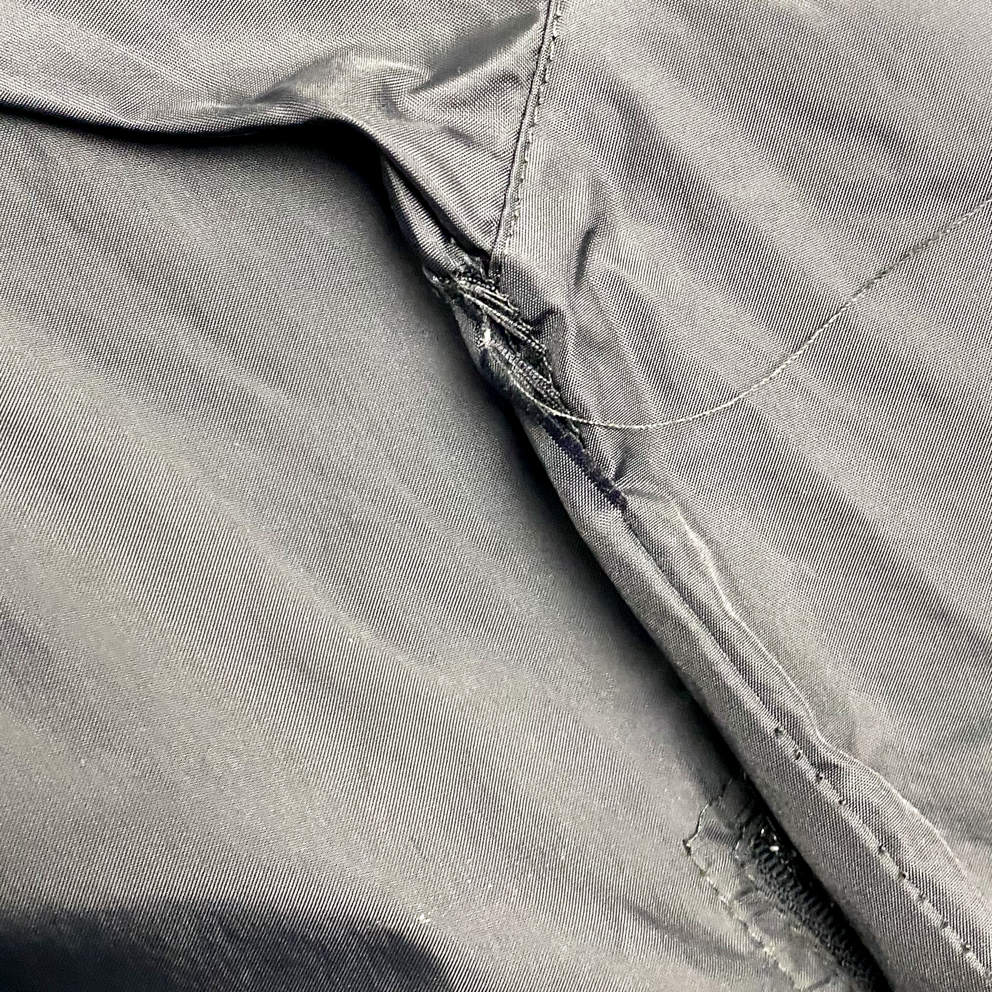 Reebok Black Windbreaker | Extra Large