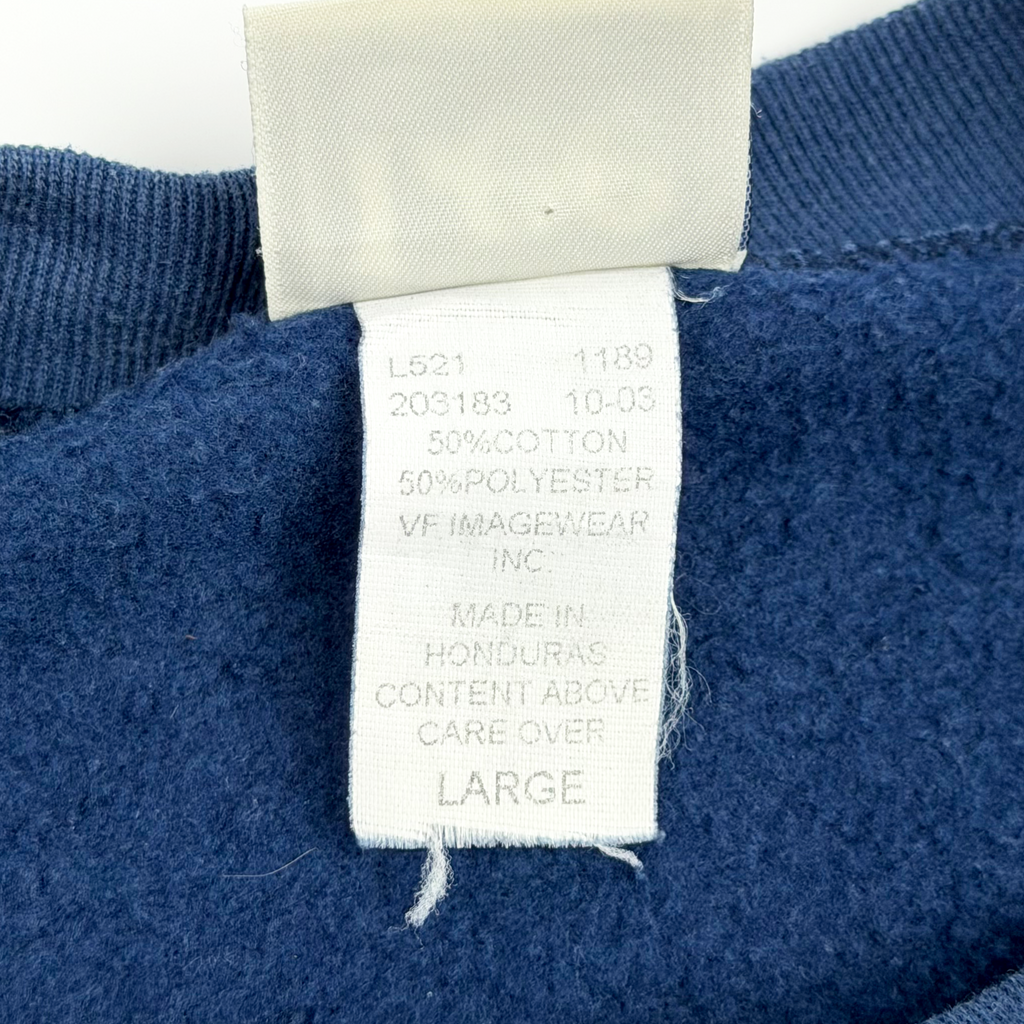 New England Patriots Super Bowl XXXVIII Champions Navy Blue Sweatshirt | Large