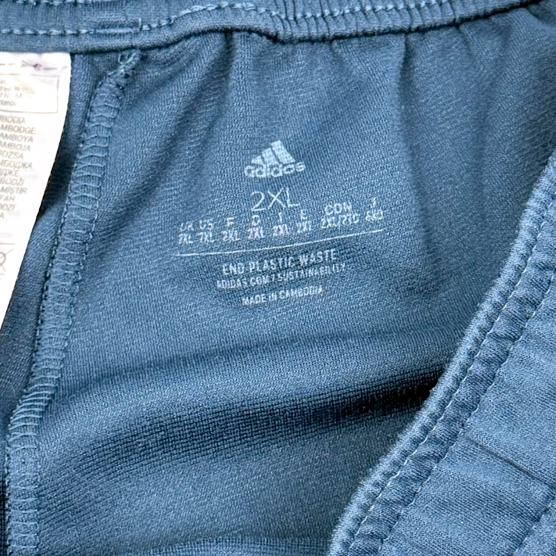 Arsenal Training Shorts (2022-23) | XXL