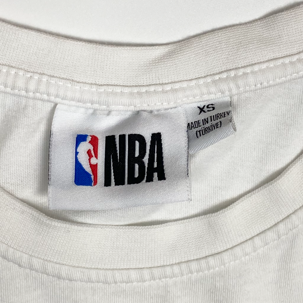 Chicago Bulls Logo T-Shirt White | Extra Small