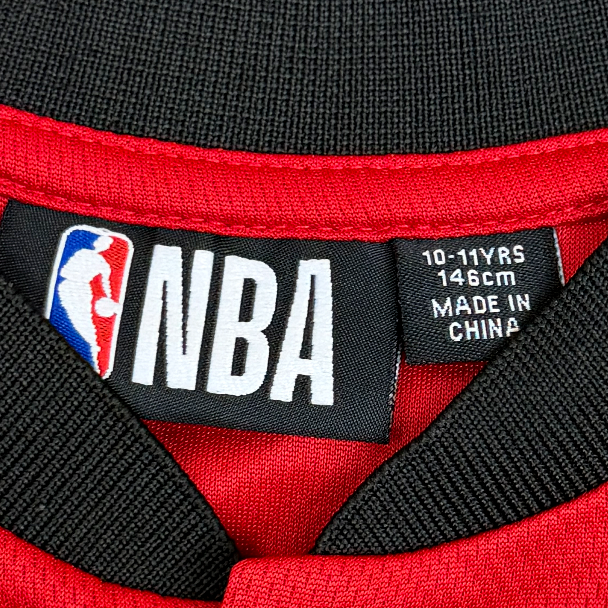 Chicago Bulls Red Baseball Shirt | 10-11 Years