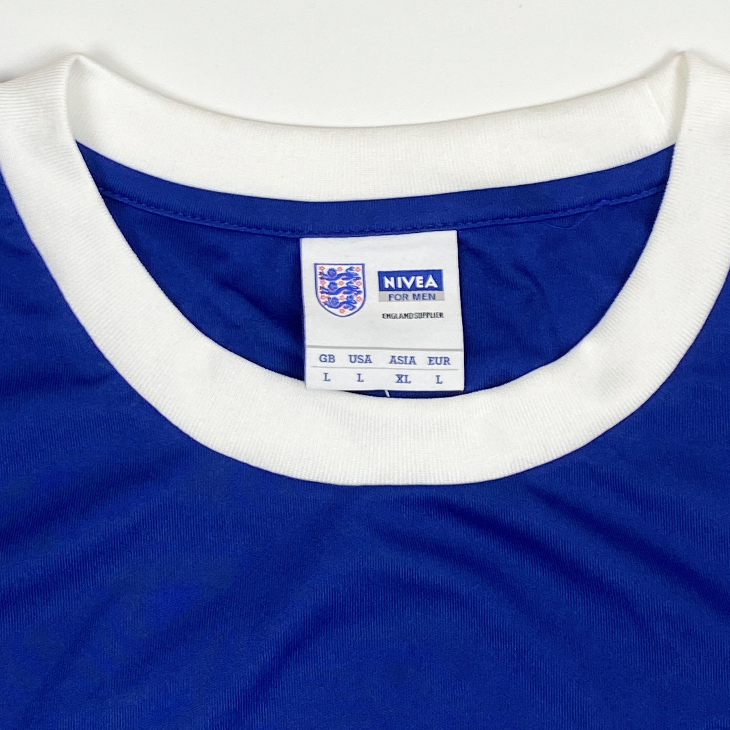 England Nivea T-Shirt | Large
