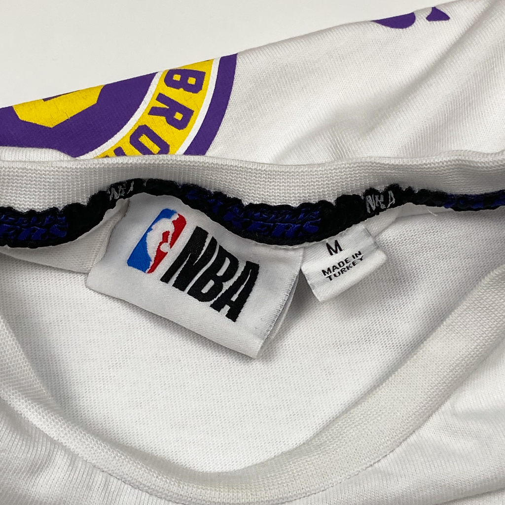 Los Angeles Lakers White T-Shirt | Medium