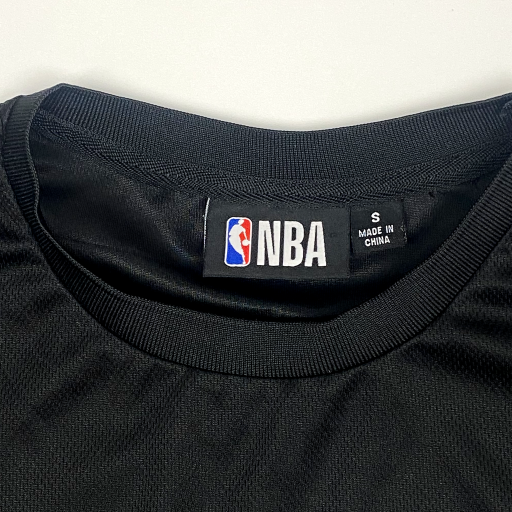 Los Angeles Lakers Basketball T-Shirt | Small