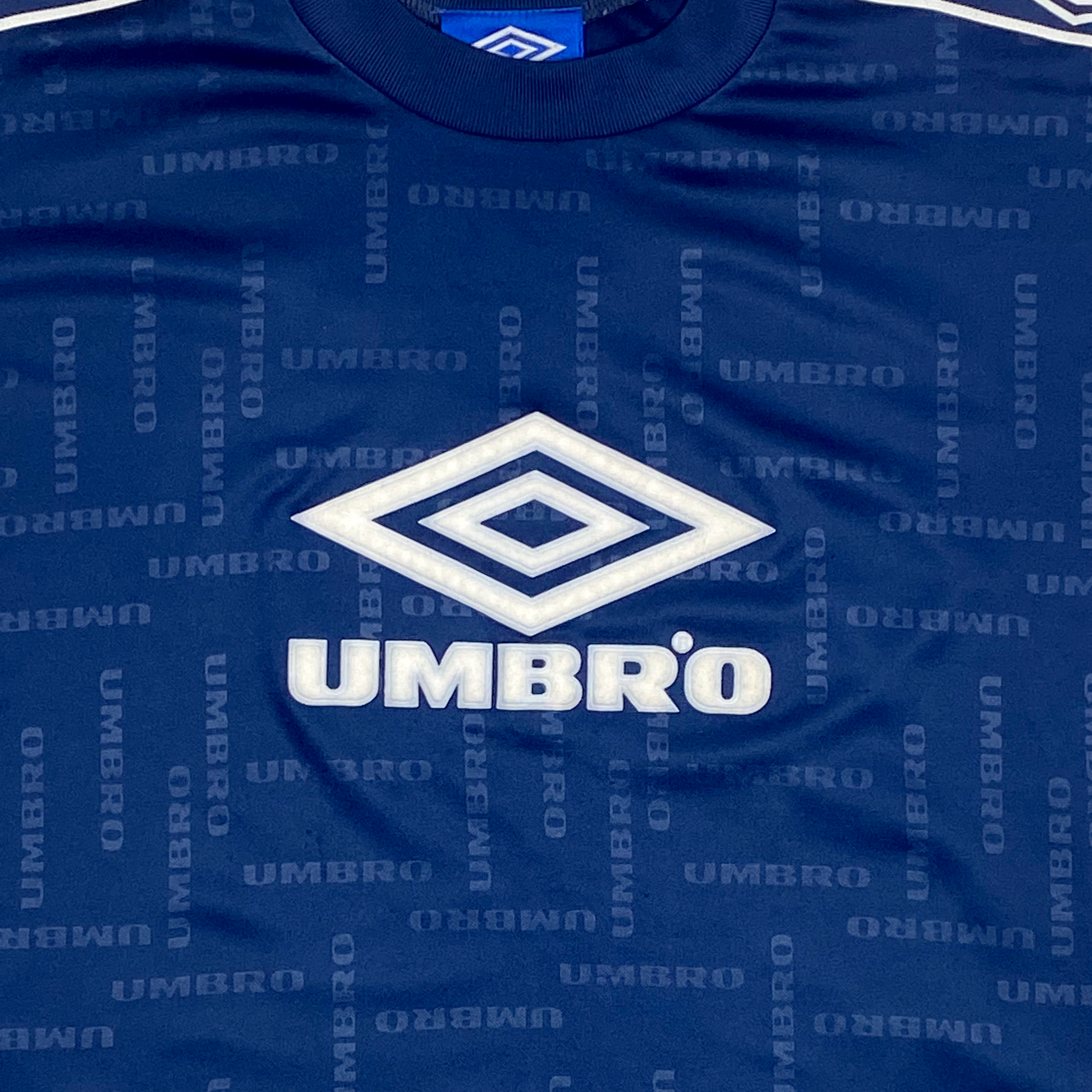 Umbro Retro Training Shirt | Medium