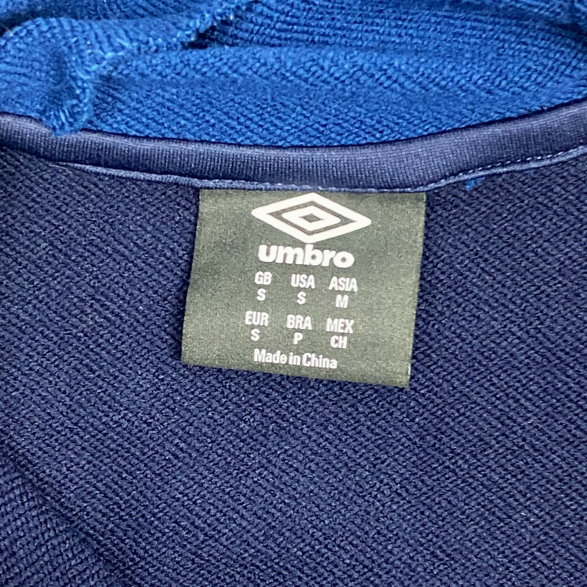 Eastbourne Borough Training Hoodie (2022-23) | Small