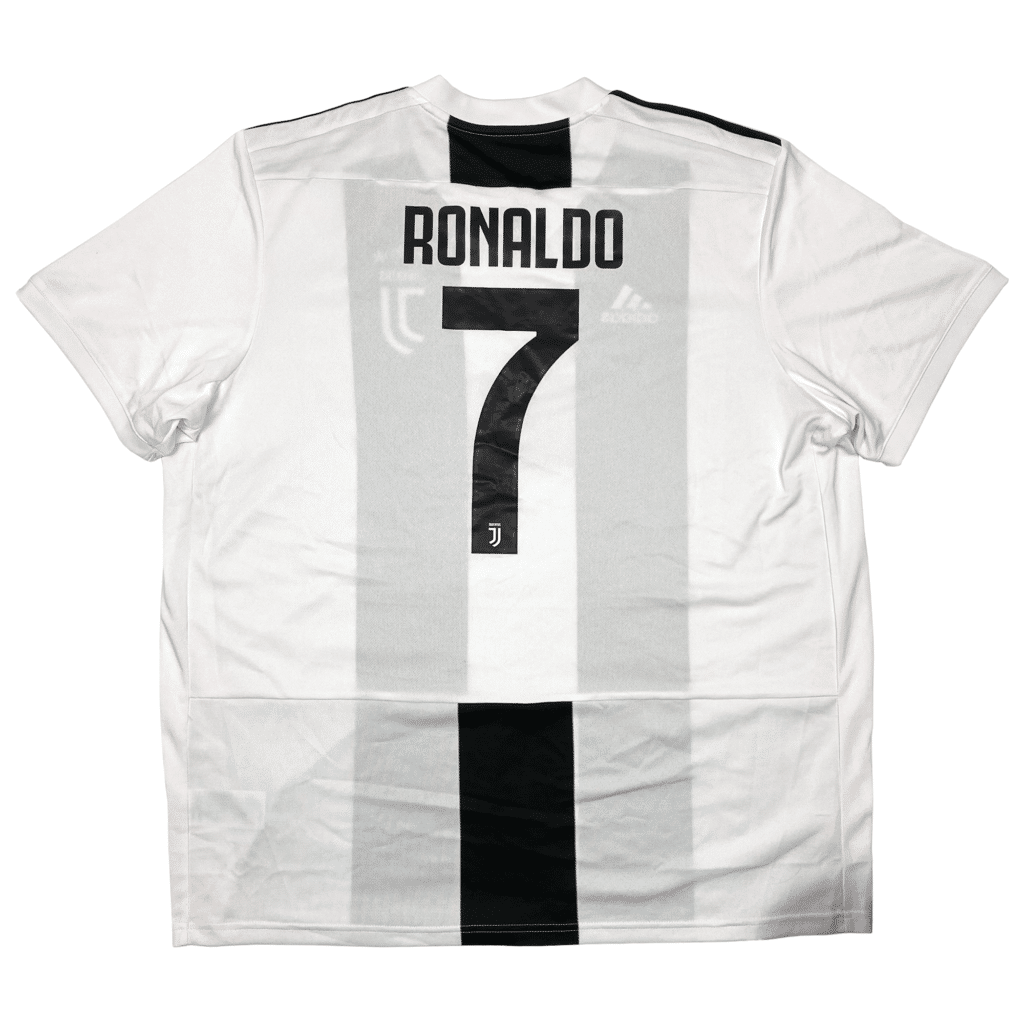 Juventus Home Shirt (2018-19) - Ronaldo 7 | Retro Football Shirts